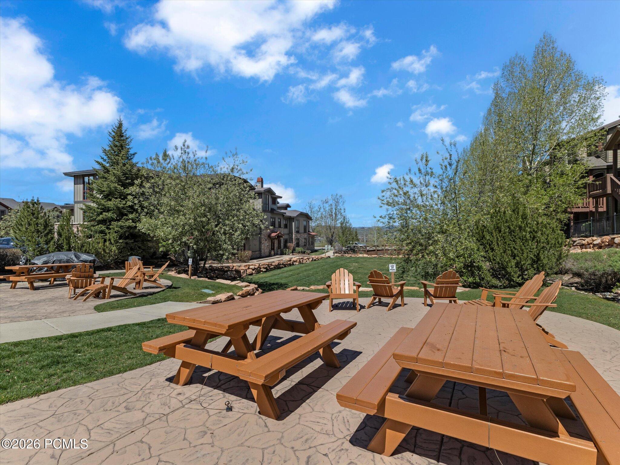 5569 Oslo Lane 3204