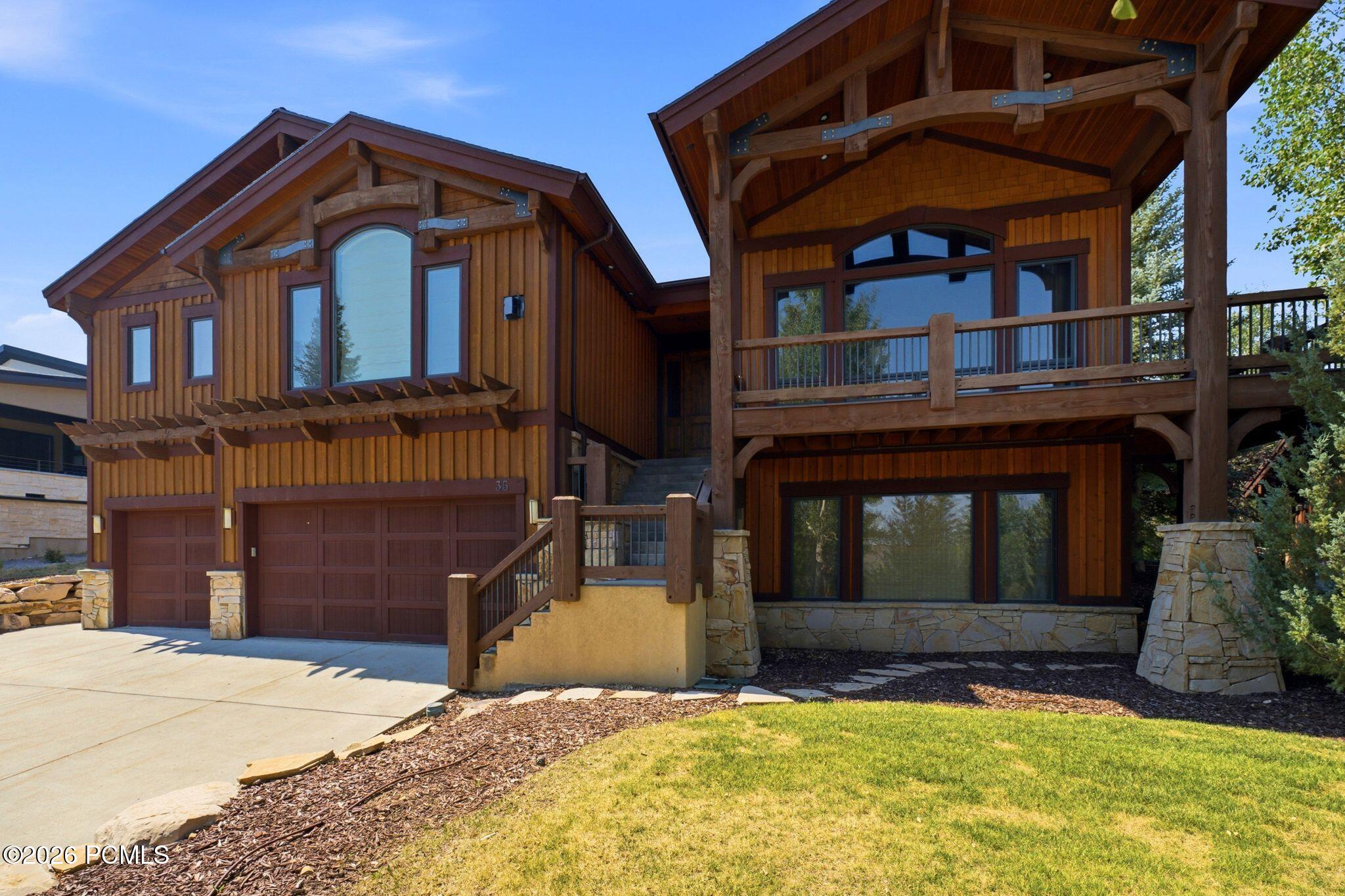 35 Hidden Oaks Lane