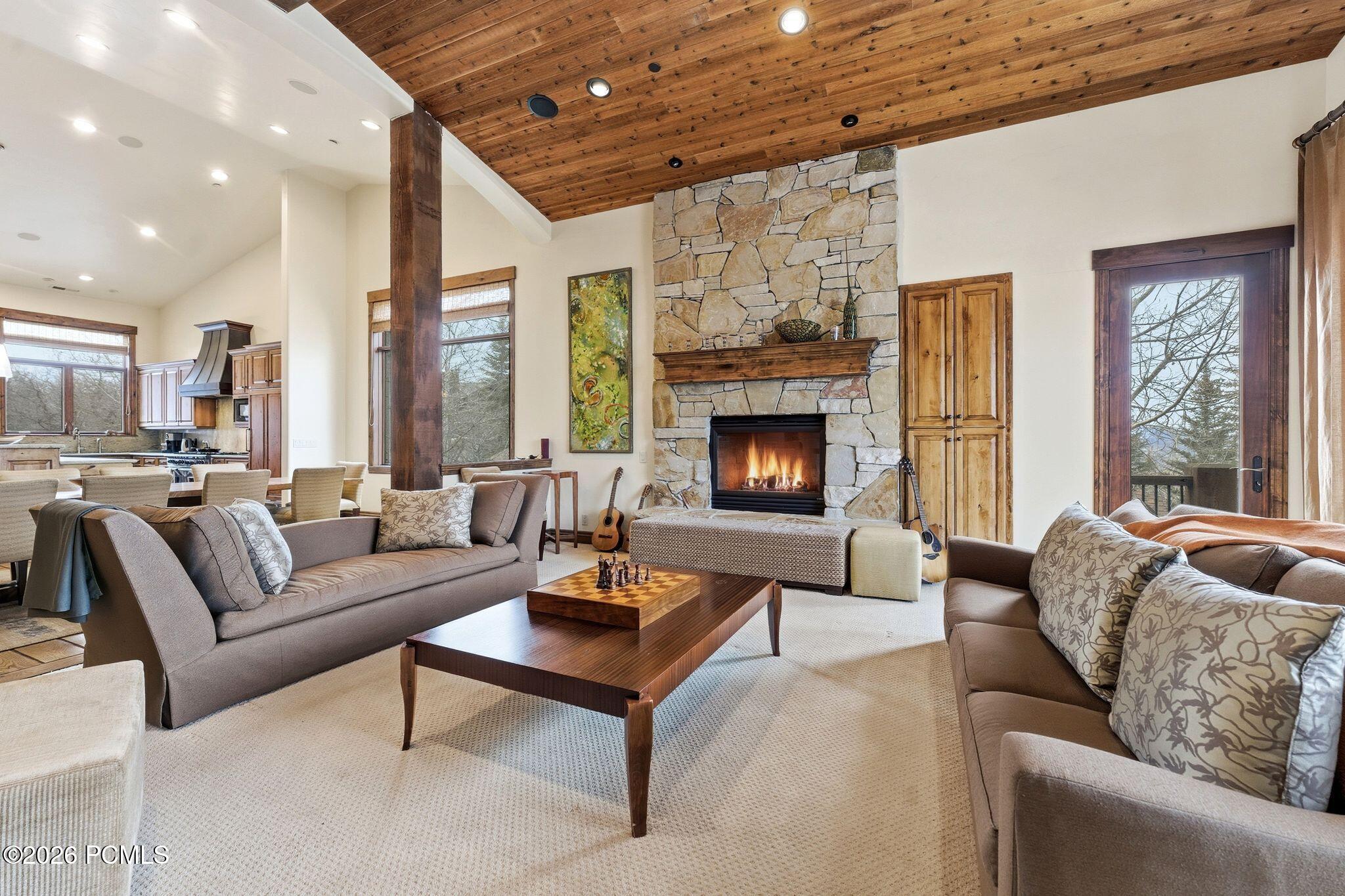 35 Hidden Oaks Lane