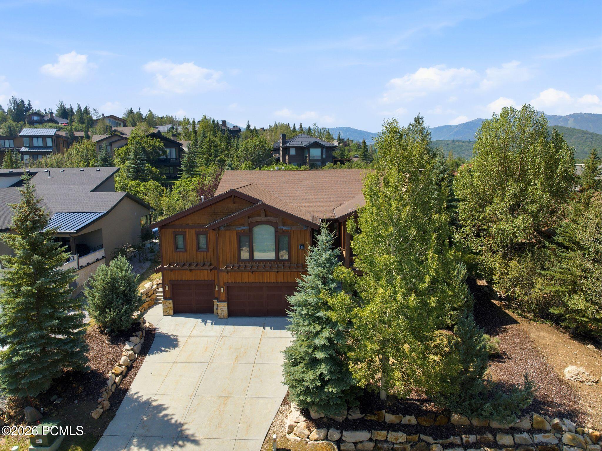 35 Hidden Oaks Lane