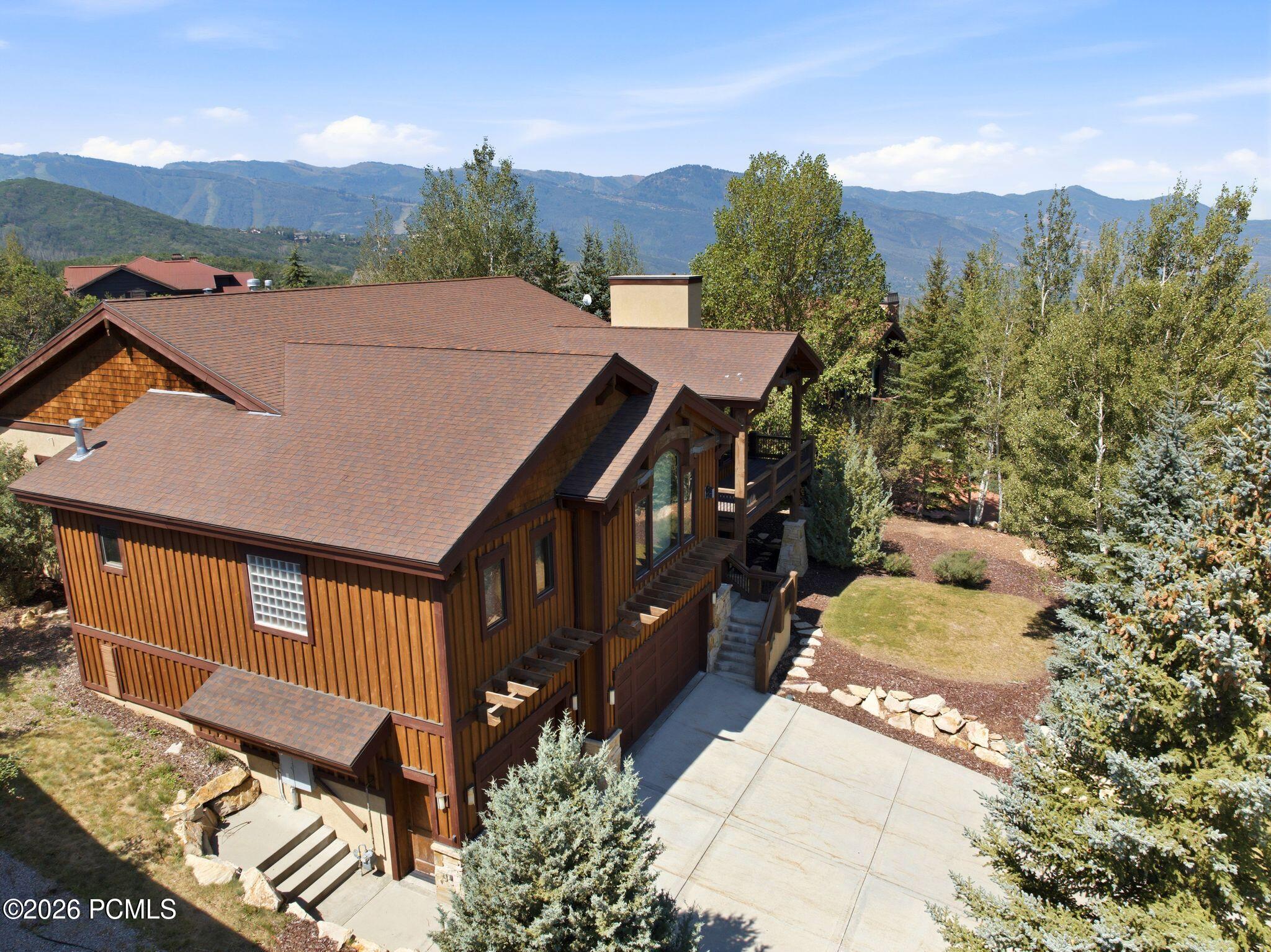 35 Hidden Oaks Lane