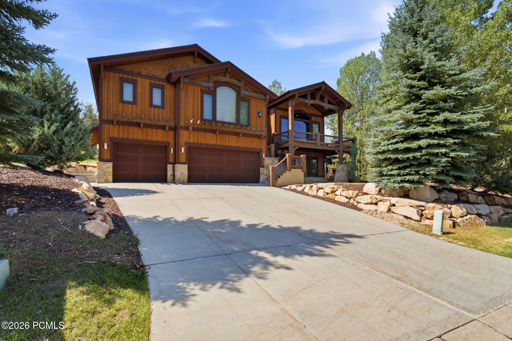 35 Hidden Oaks Lane