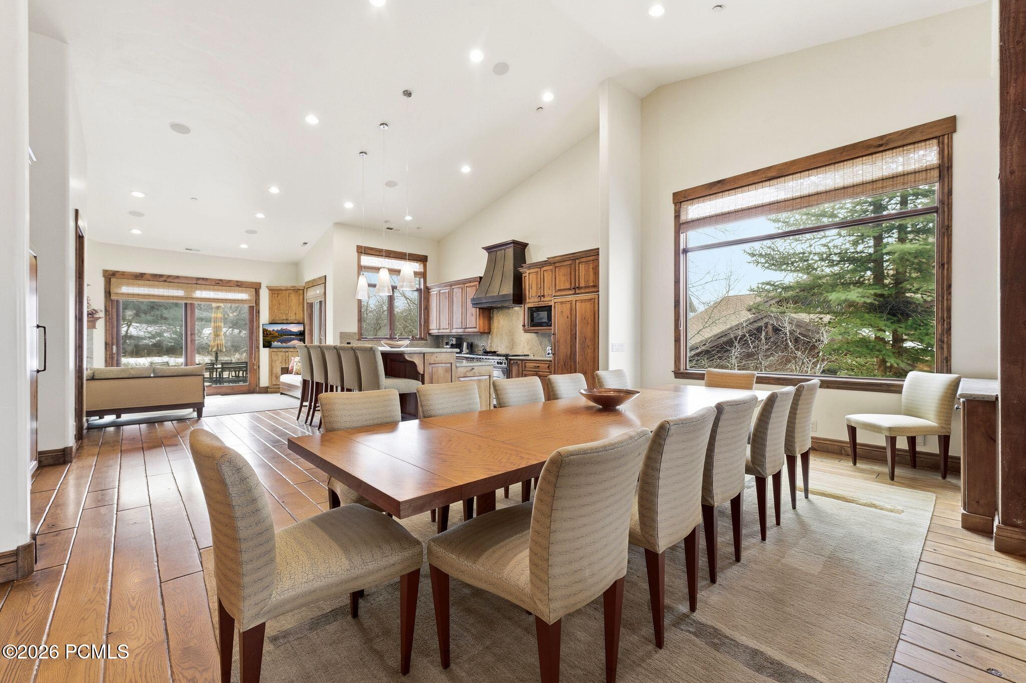35 Hidden Oaks Lane