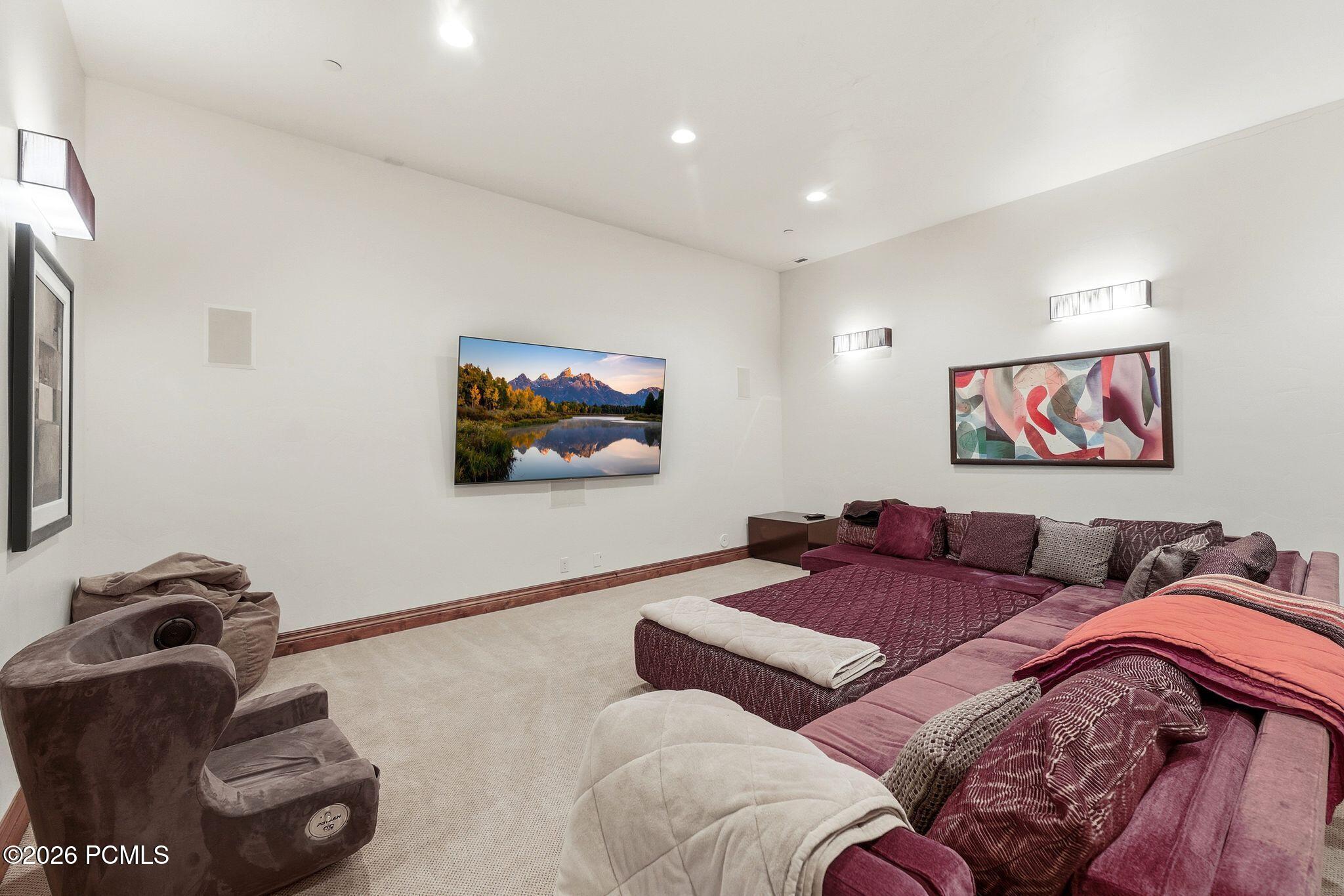 35 Hidden Oaks Lane