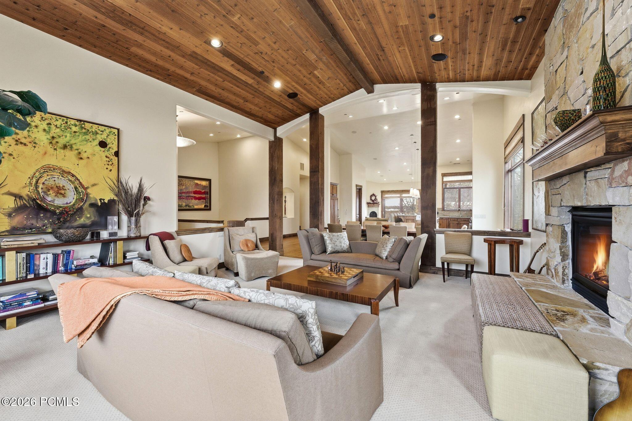 35 Hidden Oaks Lane