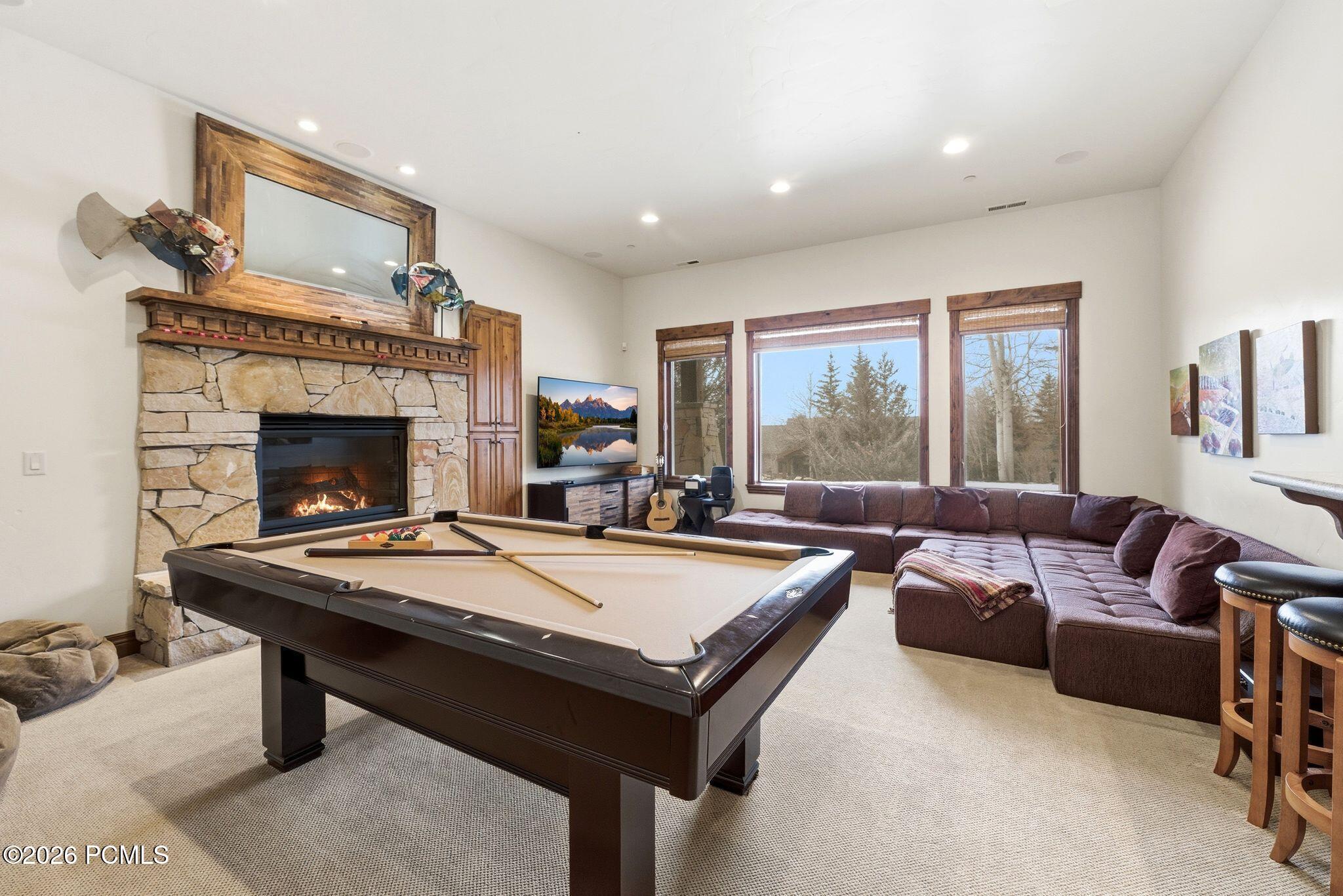 35 Hidden Oaks Lane