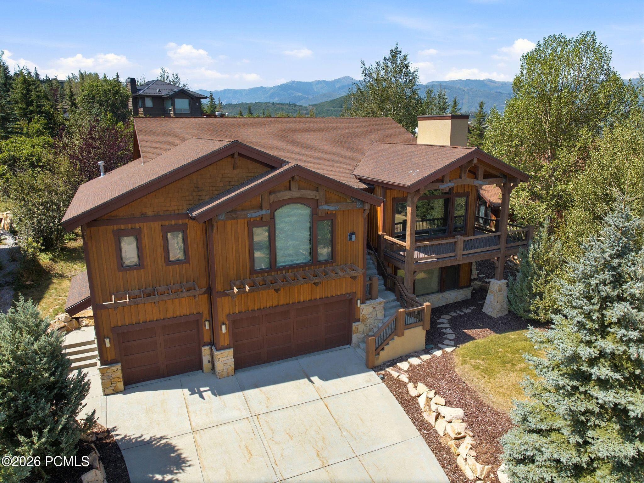 35 Hidden Oaks Lane