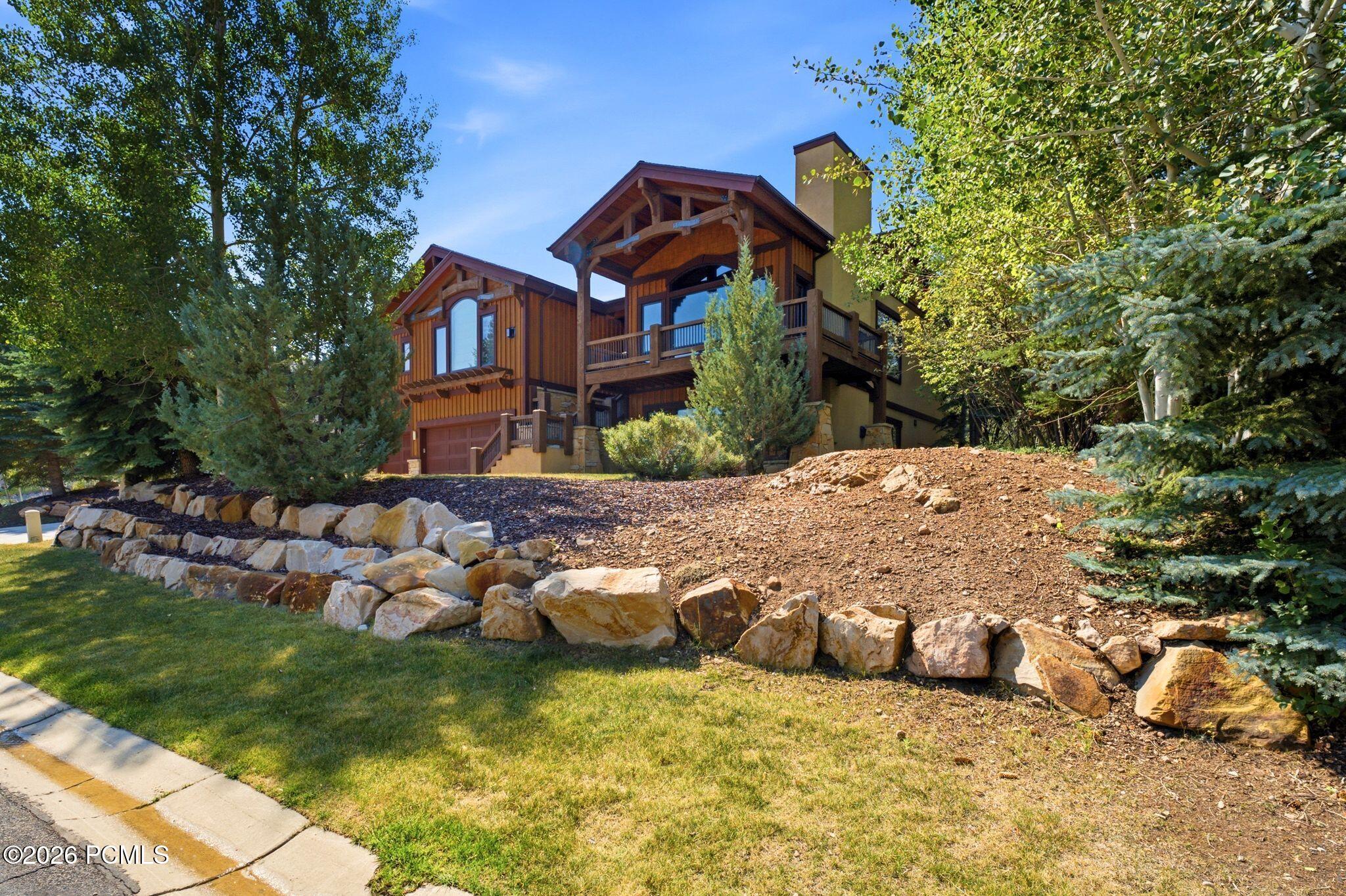 35 Hidden Oaks Lane