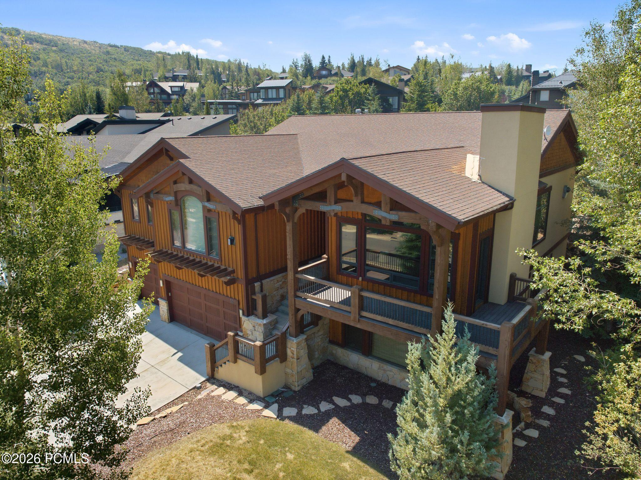35 Hidden Oaks Lane