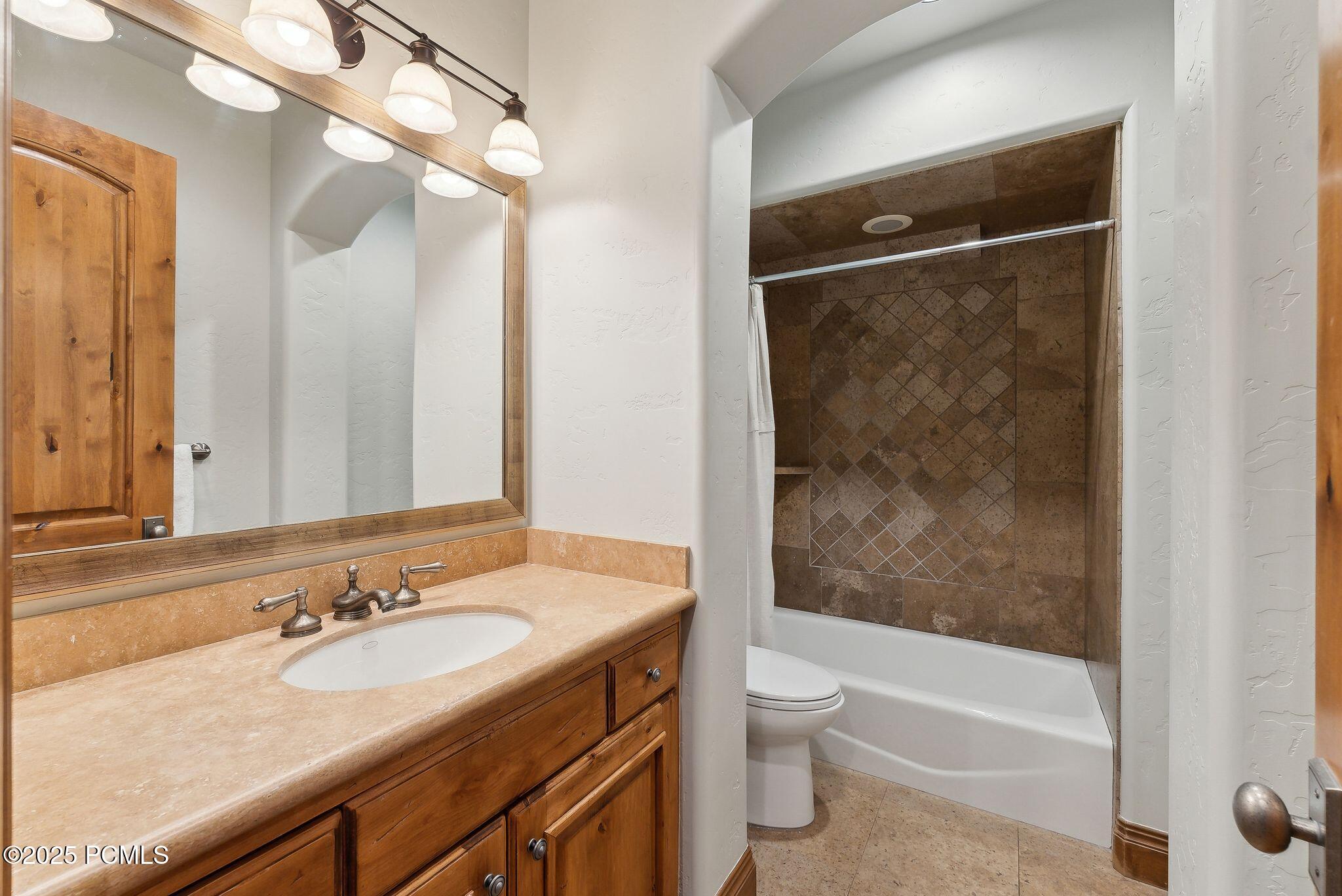 8789 Marsac Avenue 22