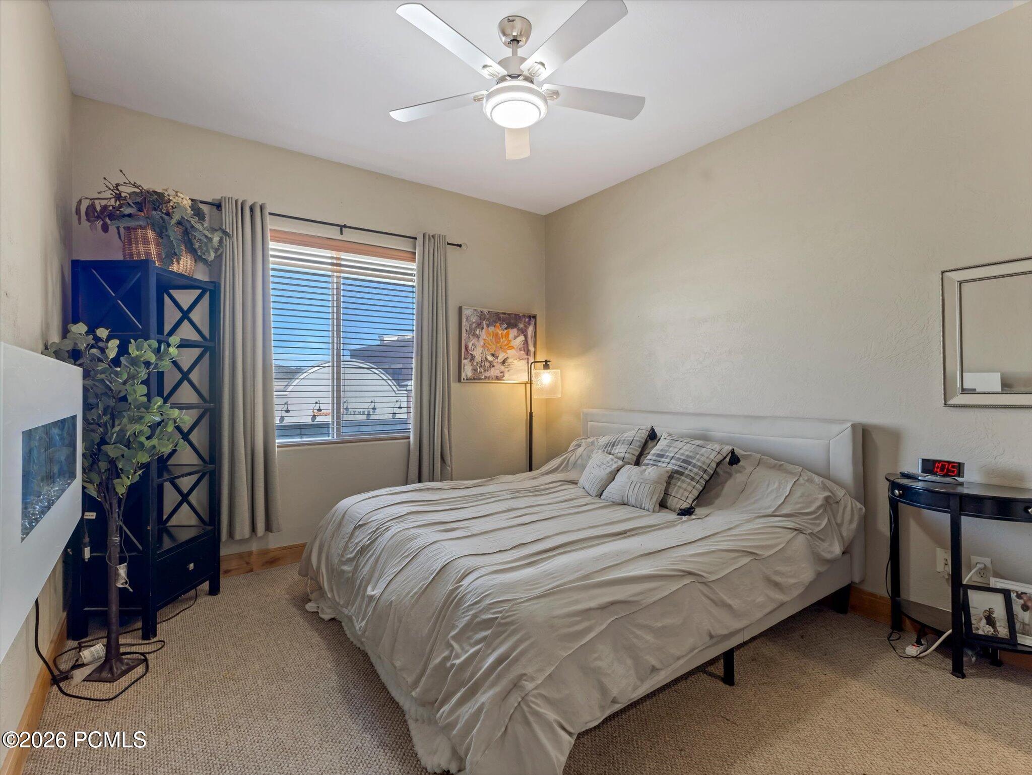 1684 W Fox Hollow Lane Apt H12