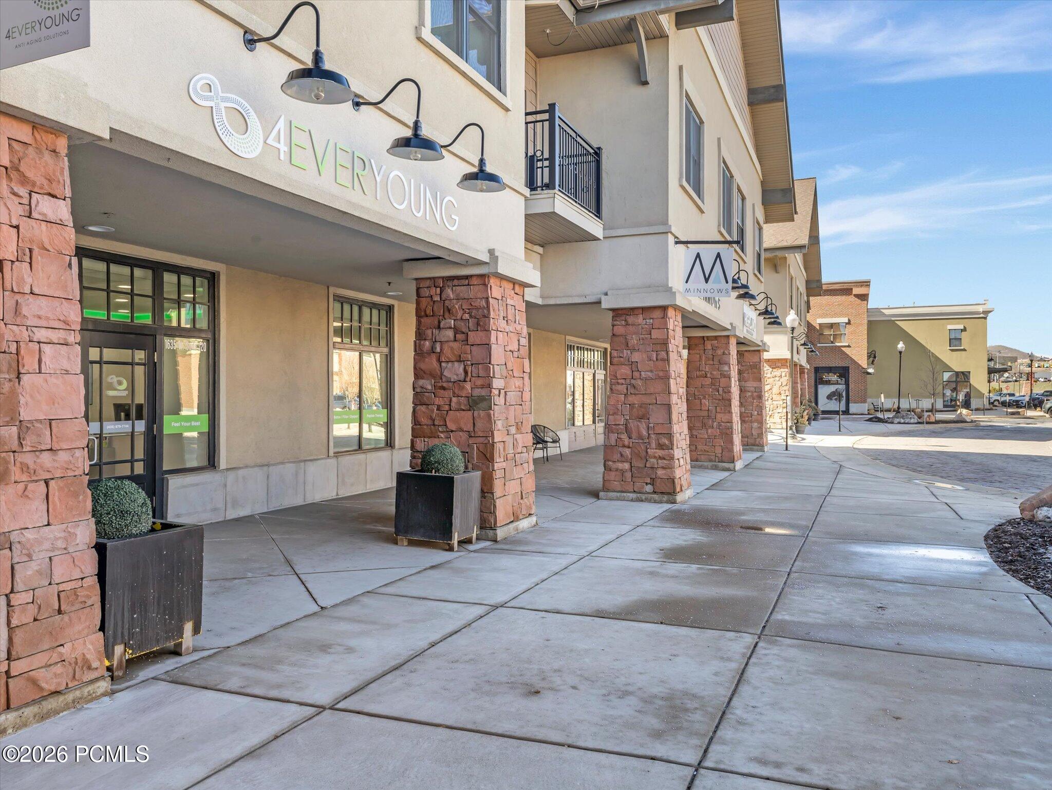 1684 W Fox Hollow Lane Apt H12