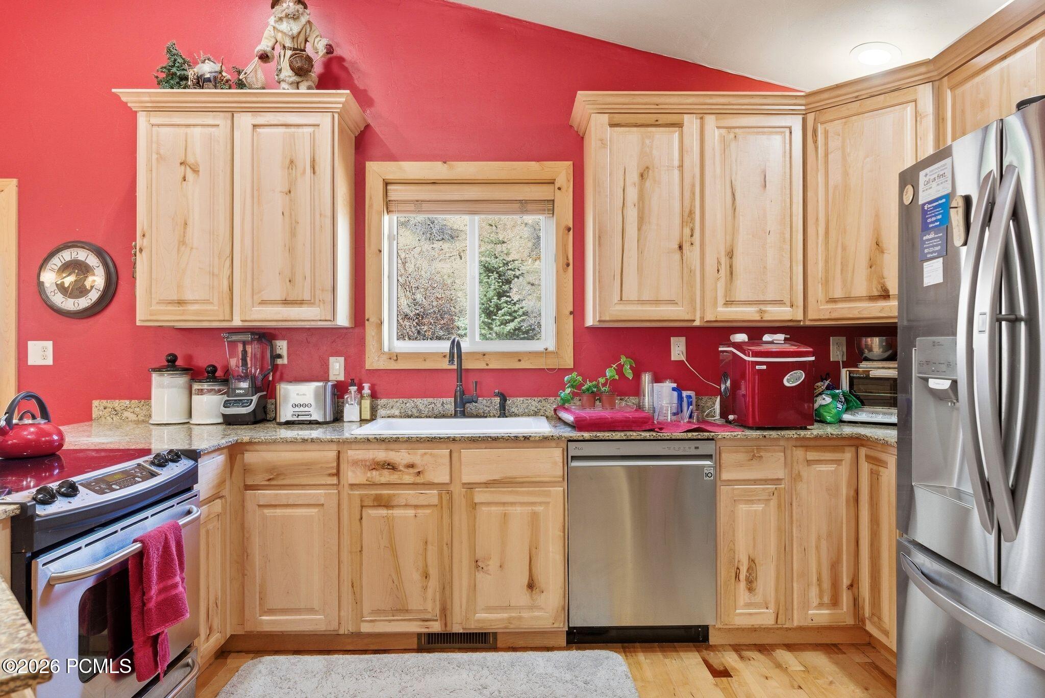 3805 Beaver Creek Road