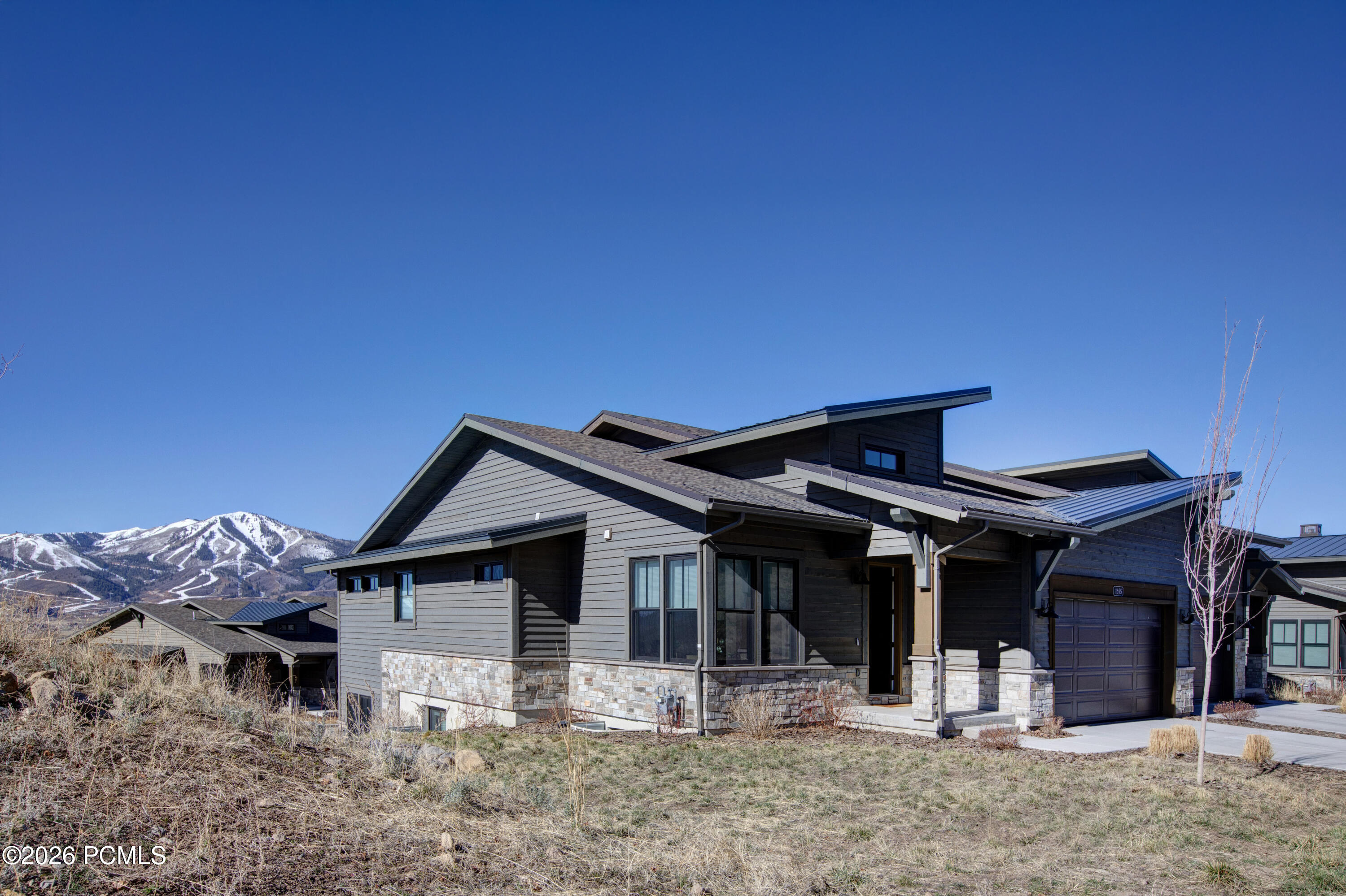 11655 N Shoreline Drive