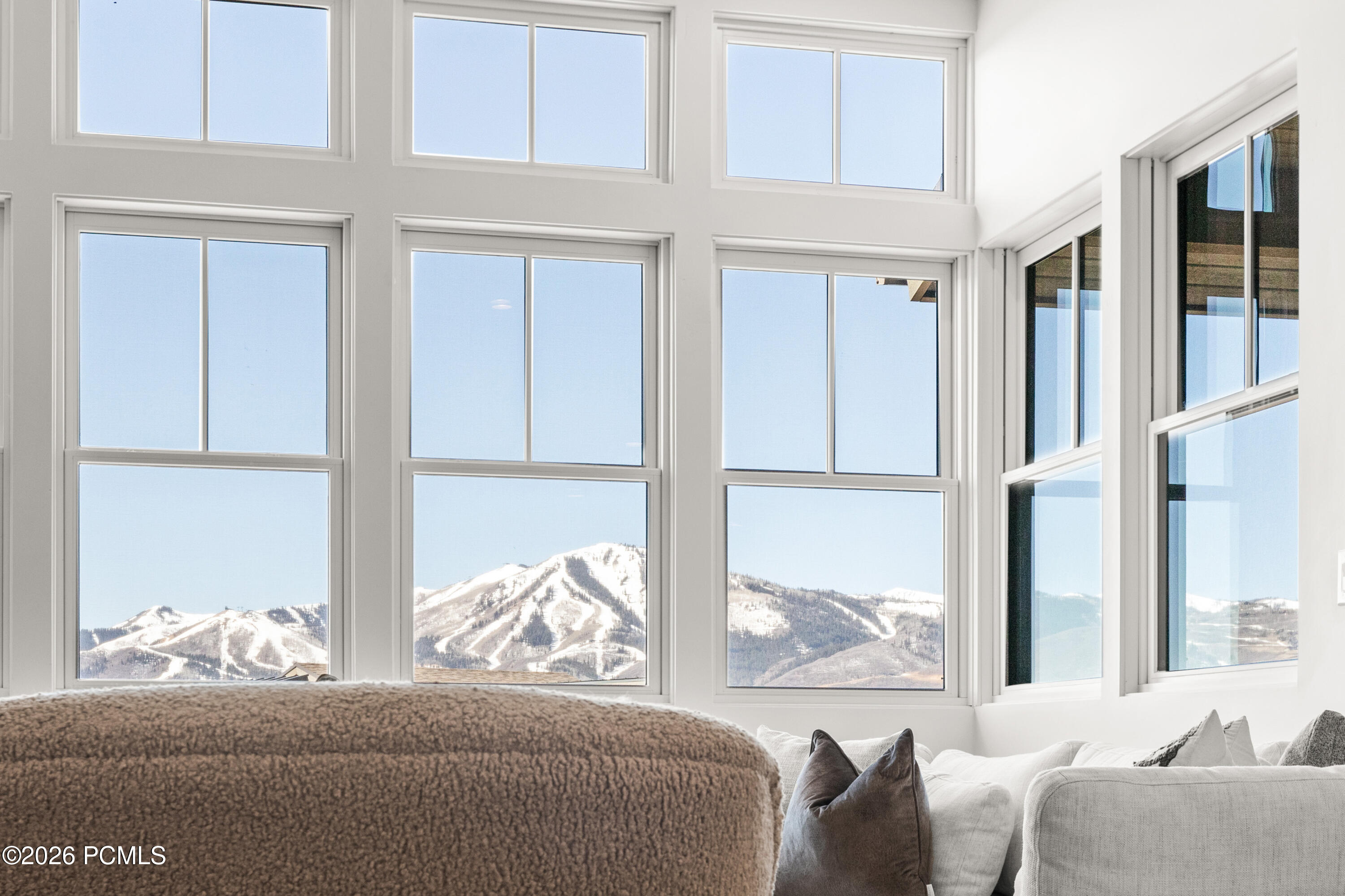 11655 N Shoreline Drive