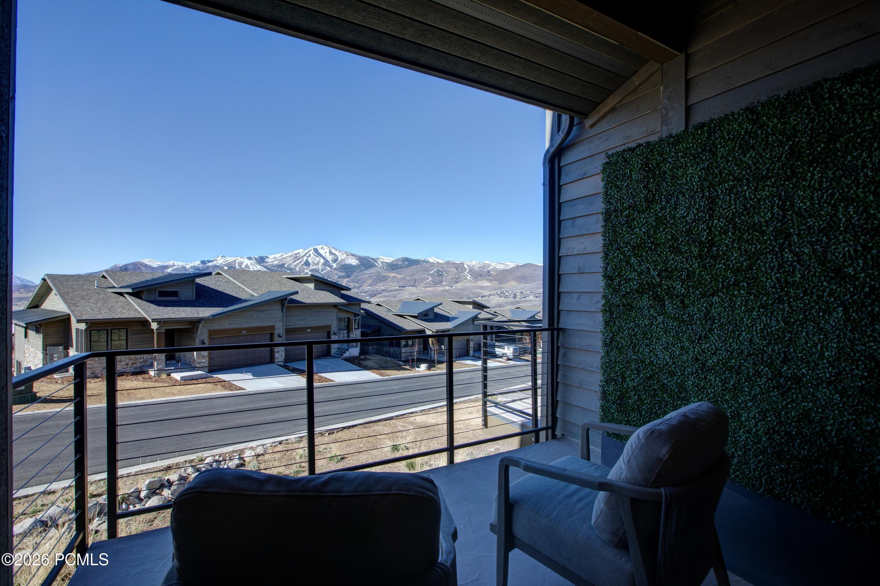 11655 N Shoreline Drive