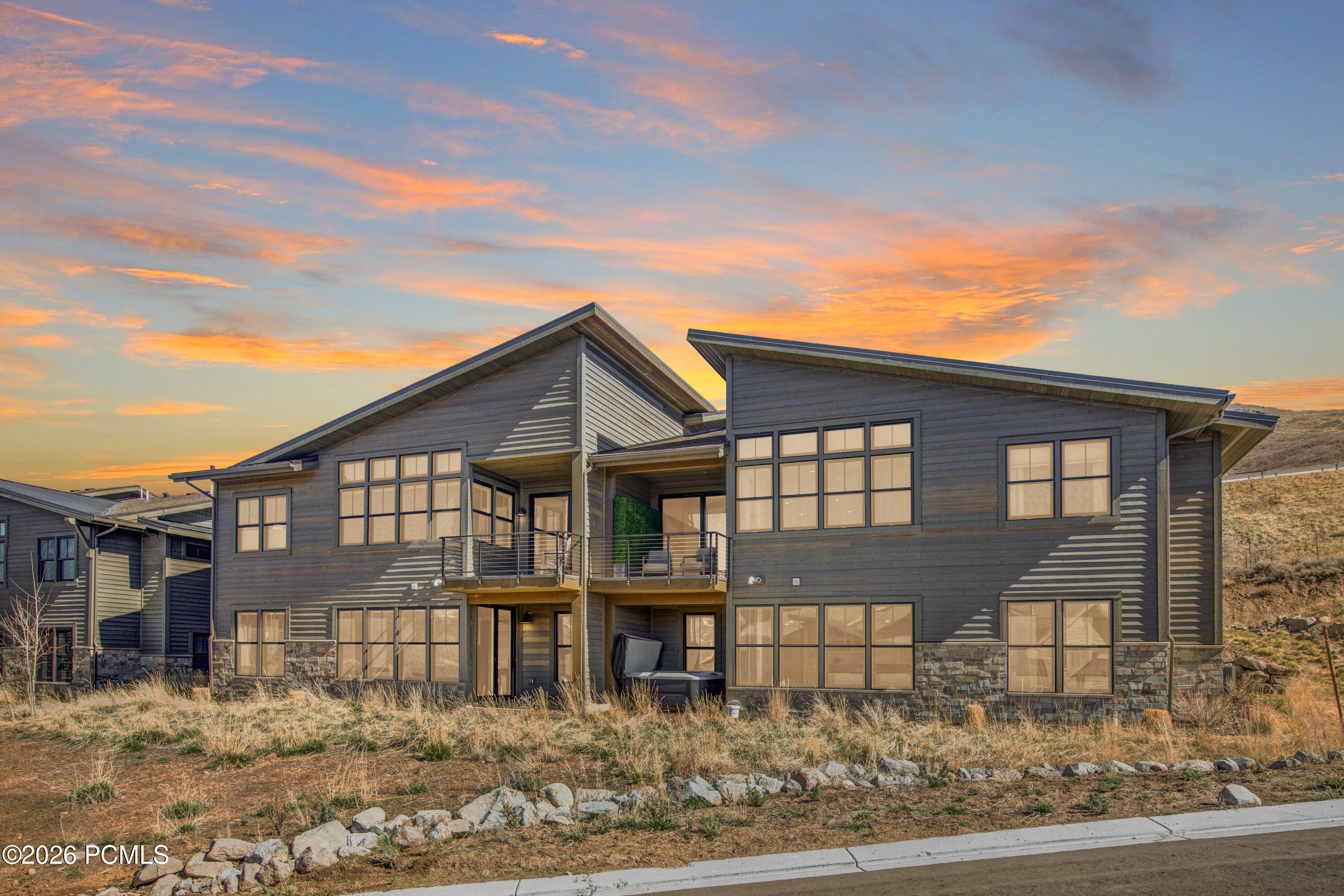 11655 N Shoreline Drive