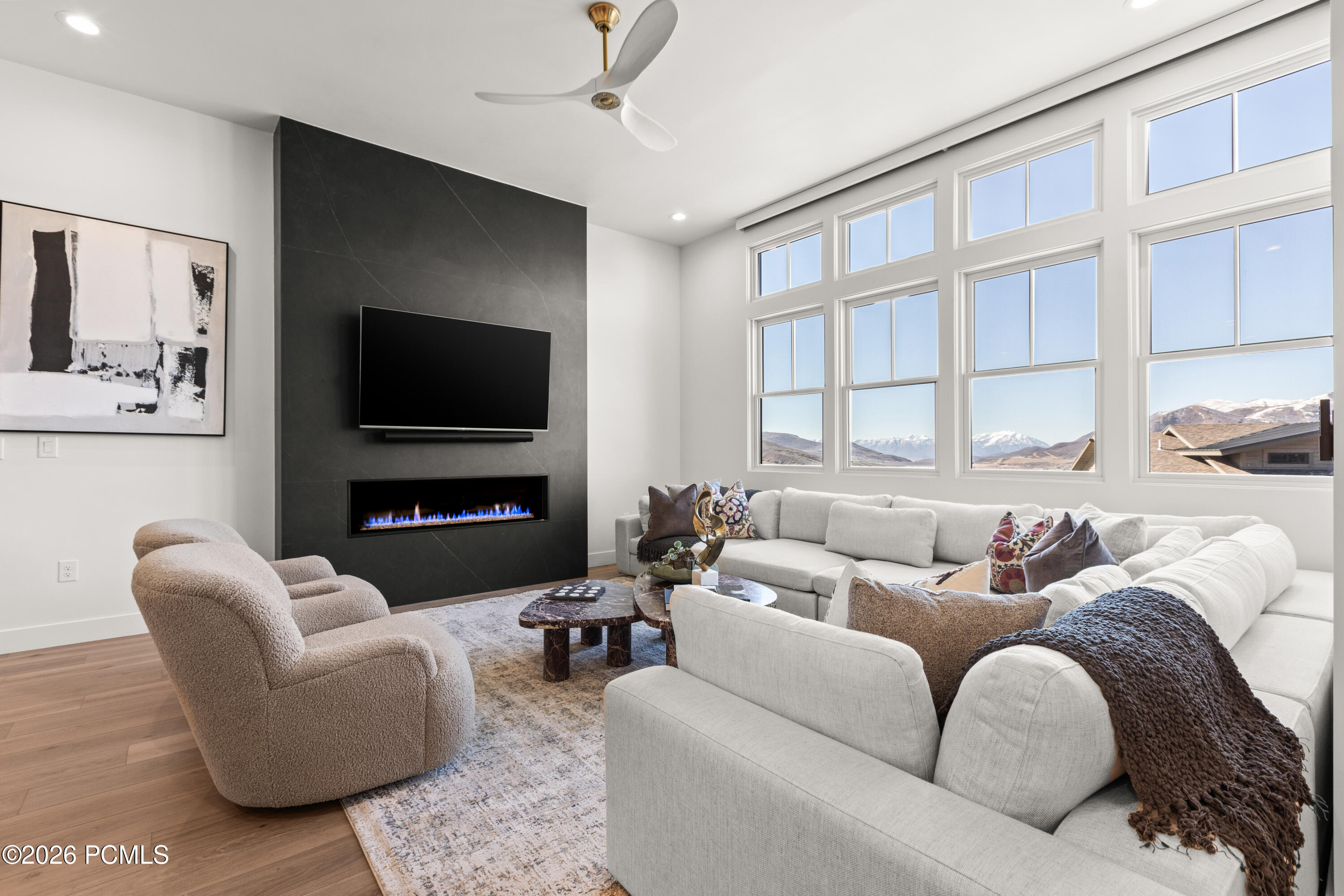 11655 N Shoreline Drive