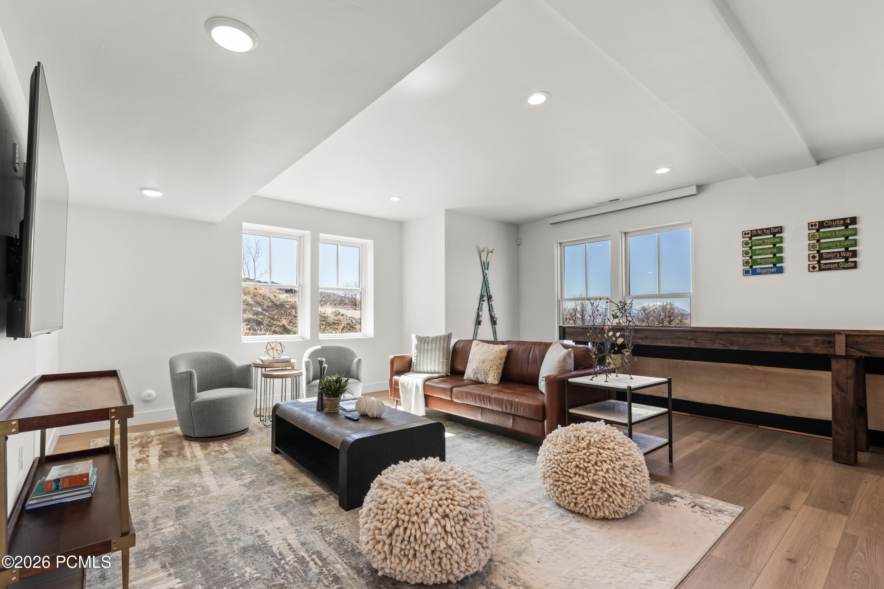 11655 N Shoreline Drive