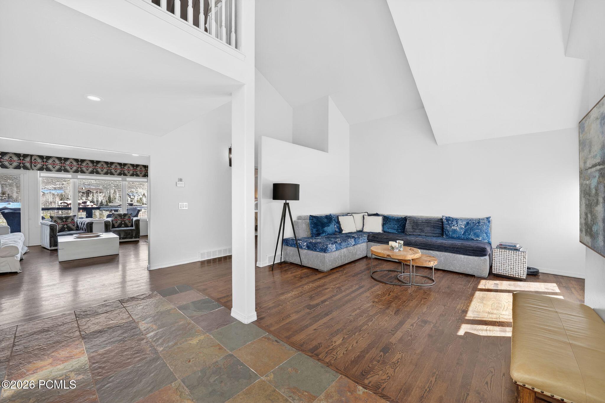 3670 W Lariat Road