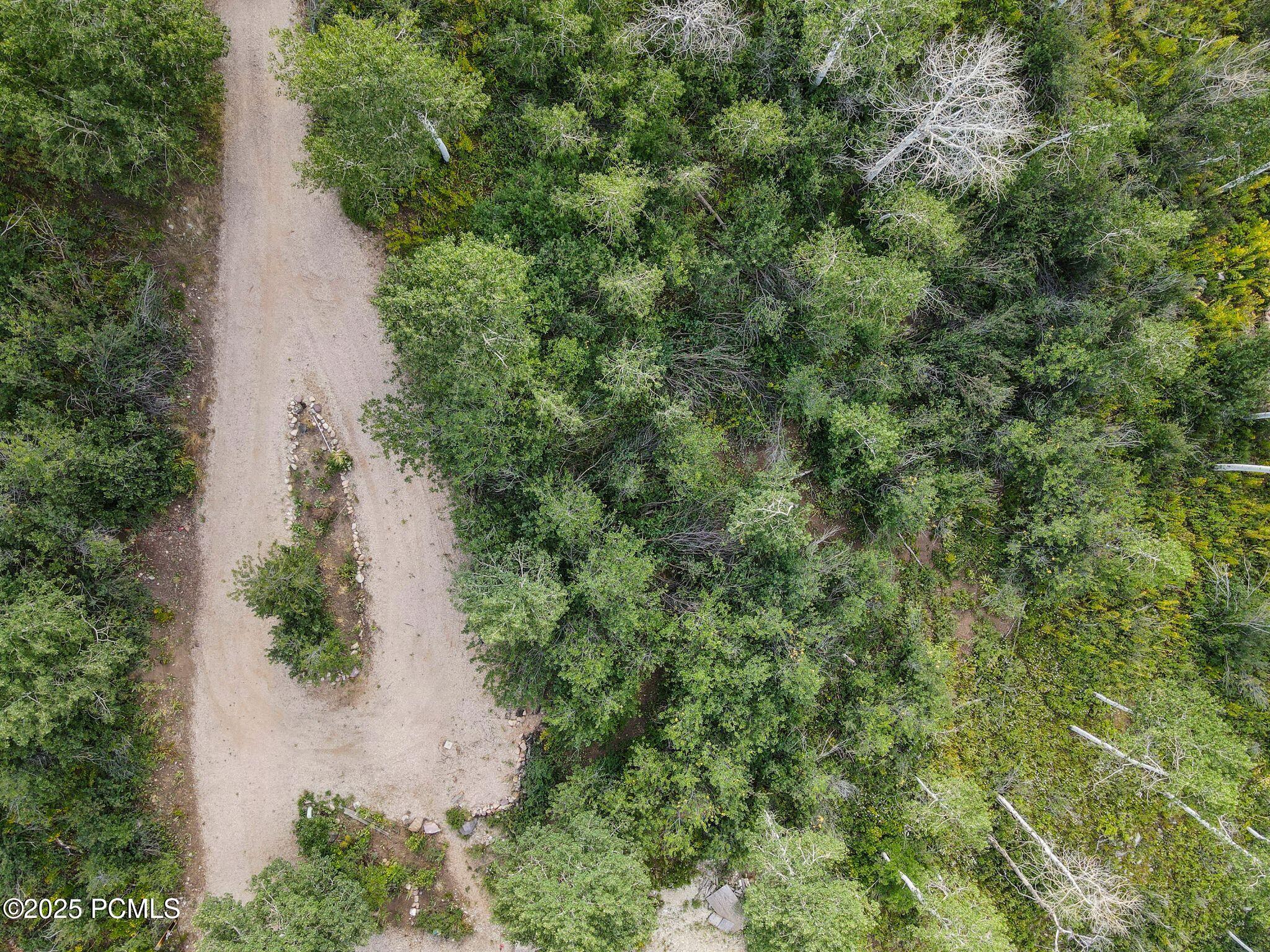 126 E Comanche Pass 126