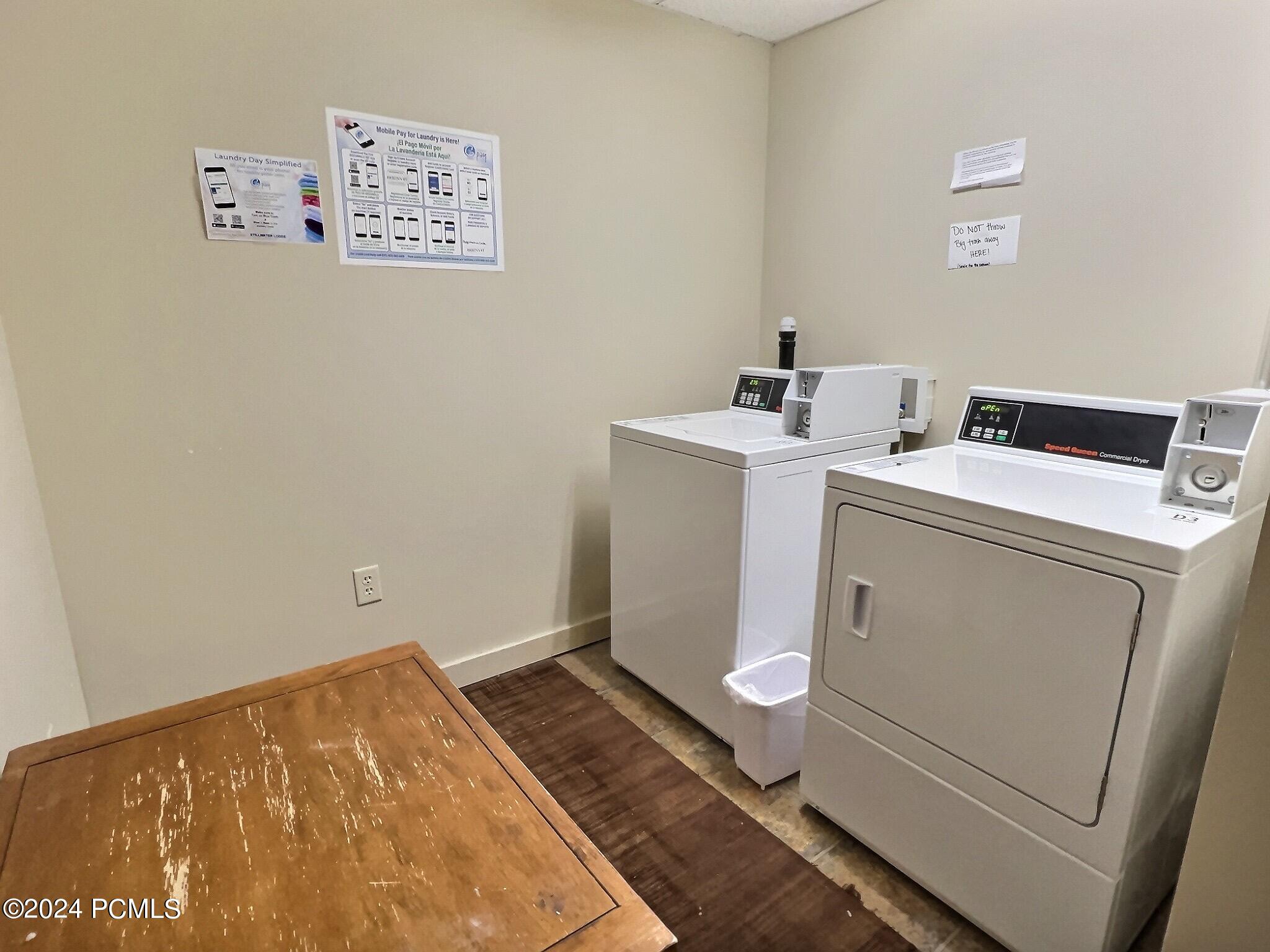 1364 W Stillwater Drive 2053