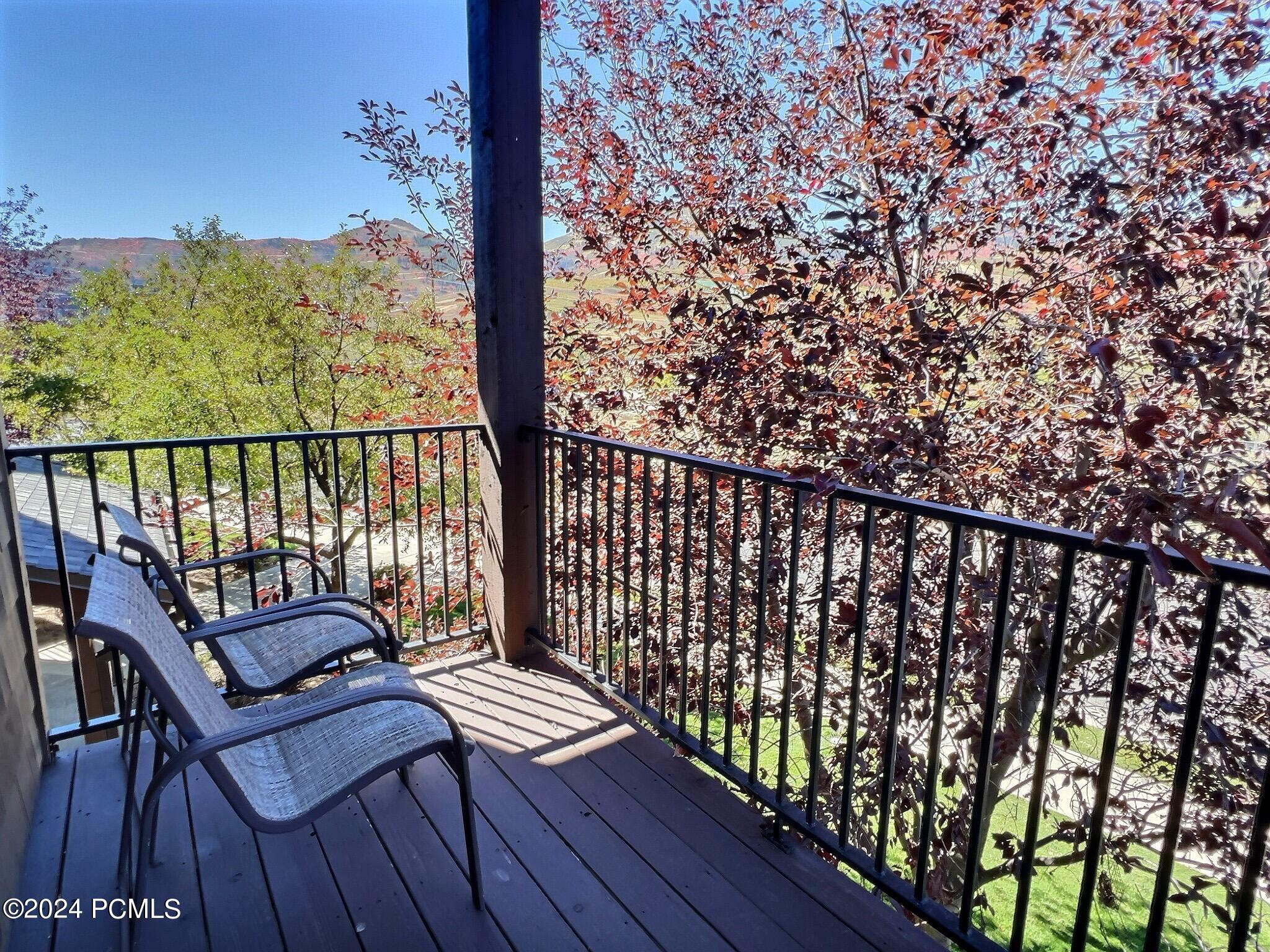 1364 W Stillwater Drive 2053