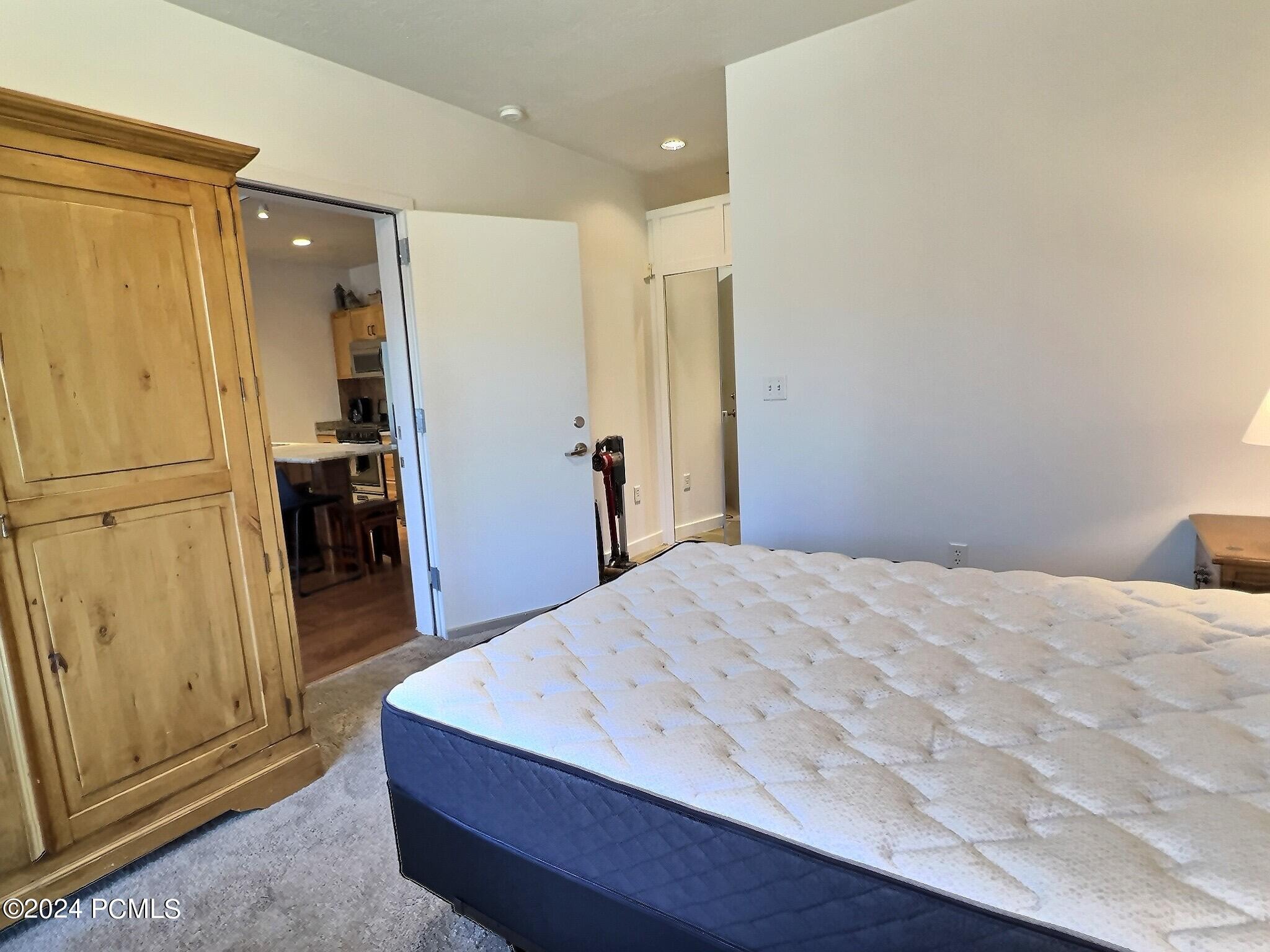 1364 W Stillwater Drive 2053