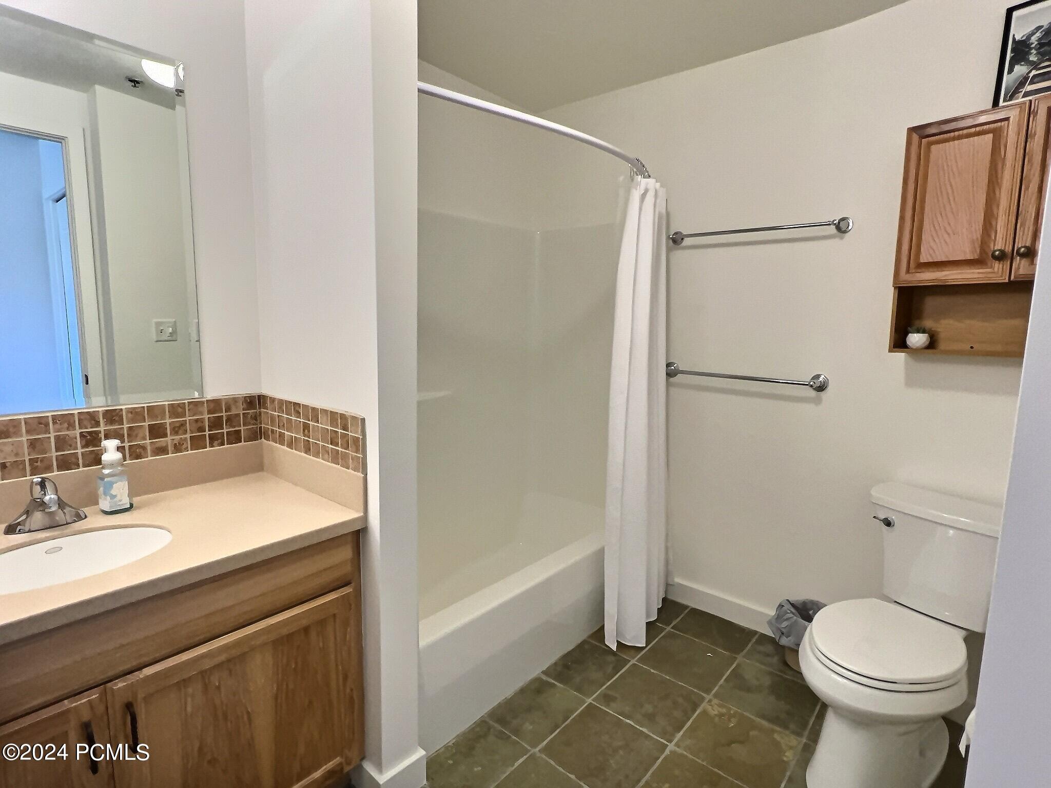 1364 W Stillwater Drive 2053