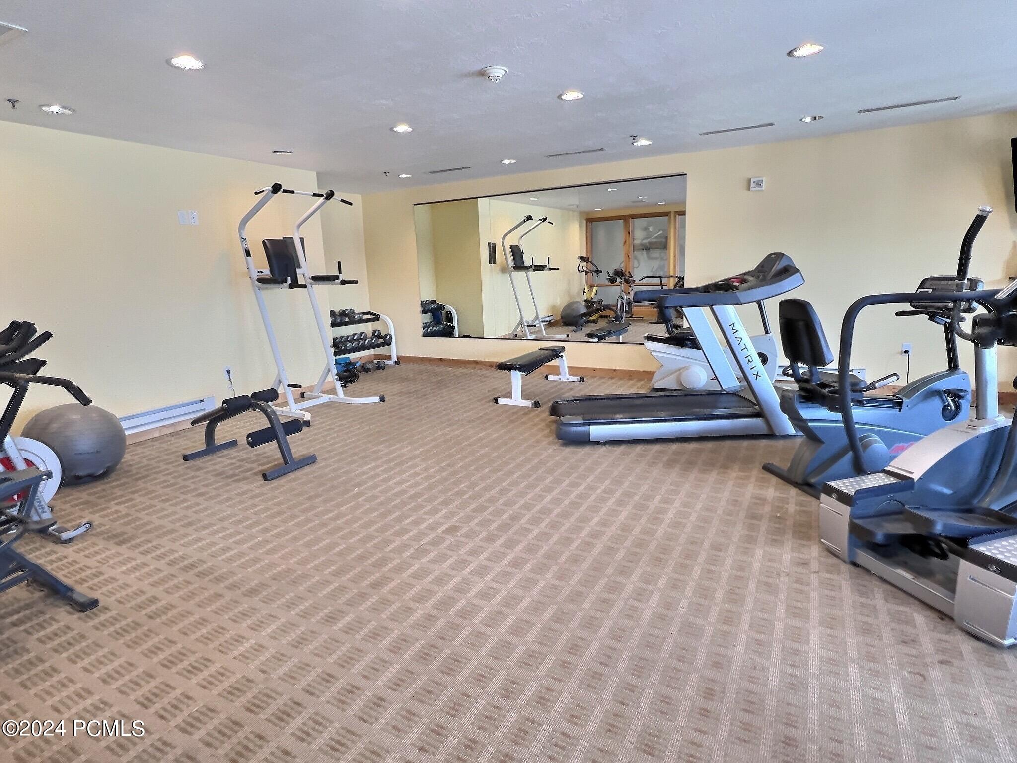 1364 W Stillwater Drive 2053