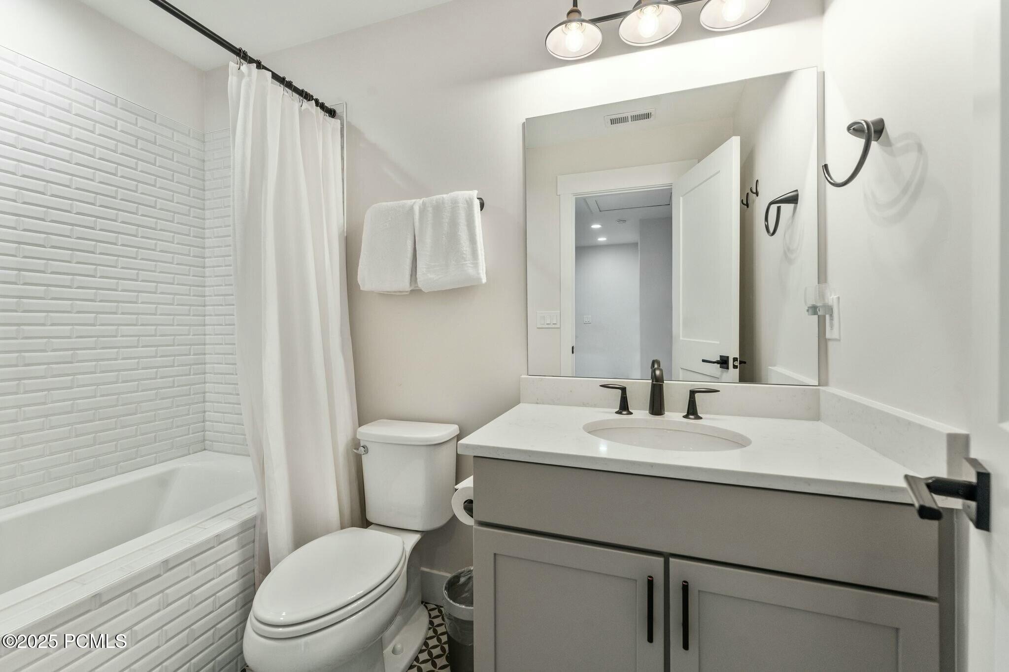 1021 W Wasatch Spring Road