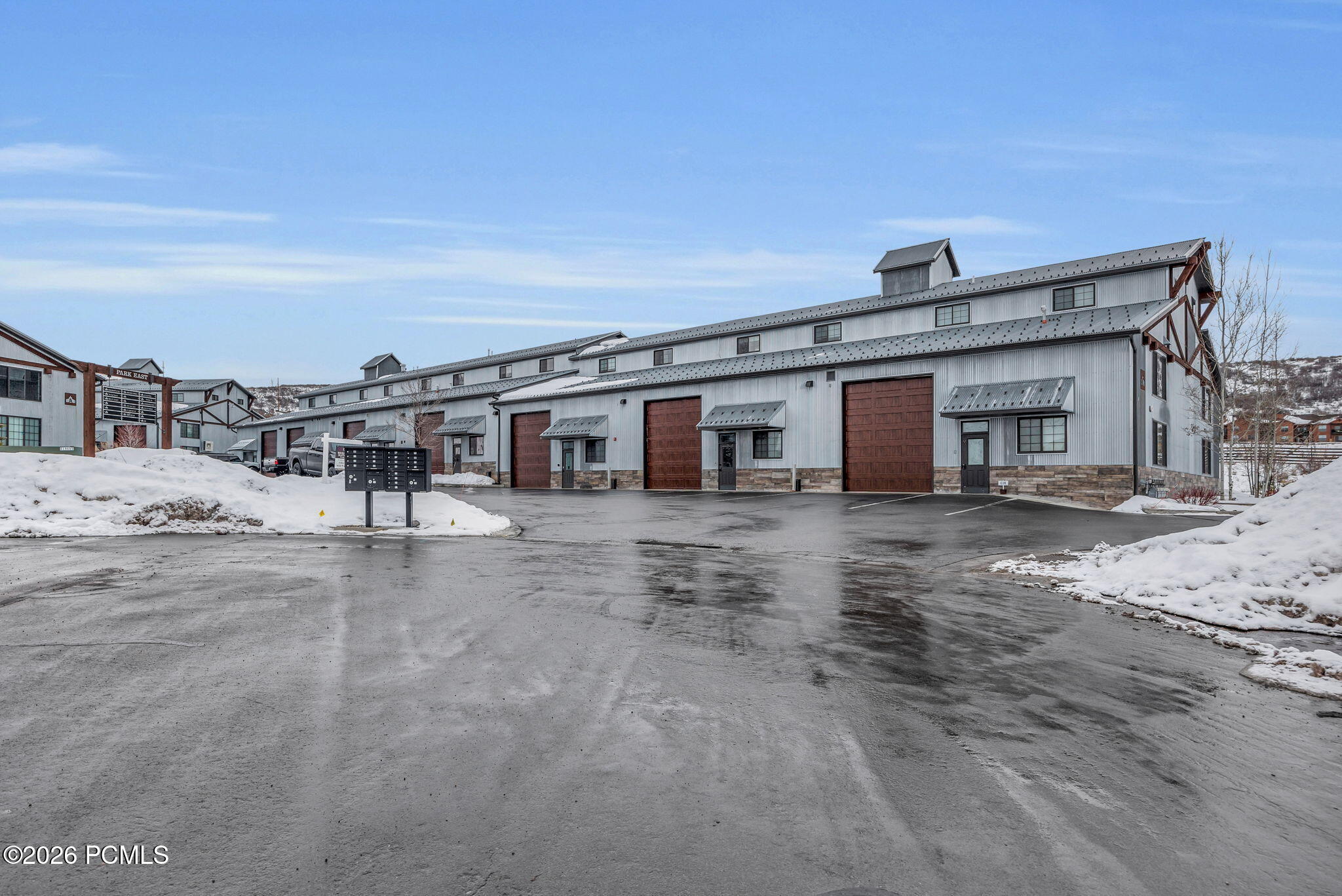 1200 W Lori Lane C15