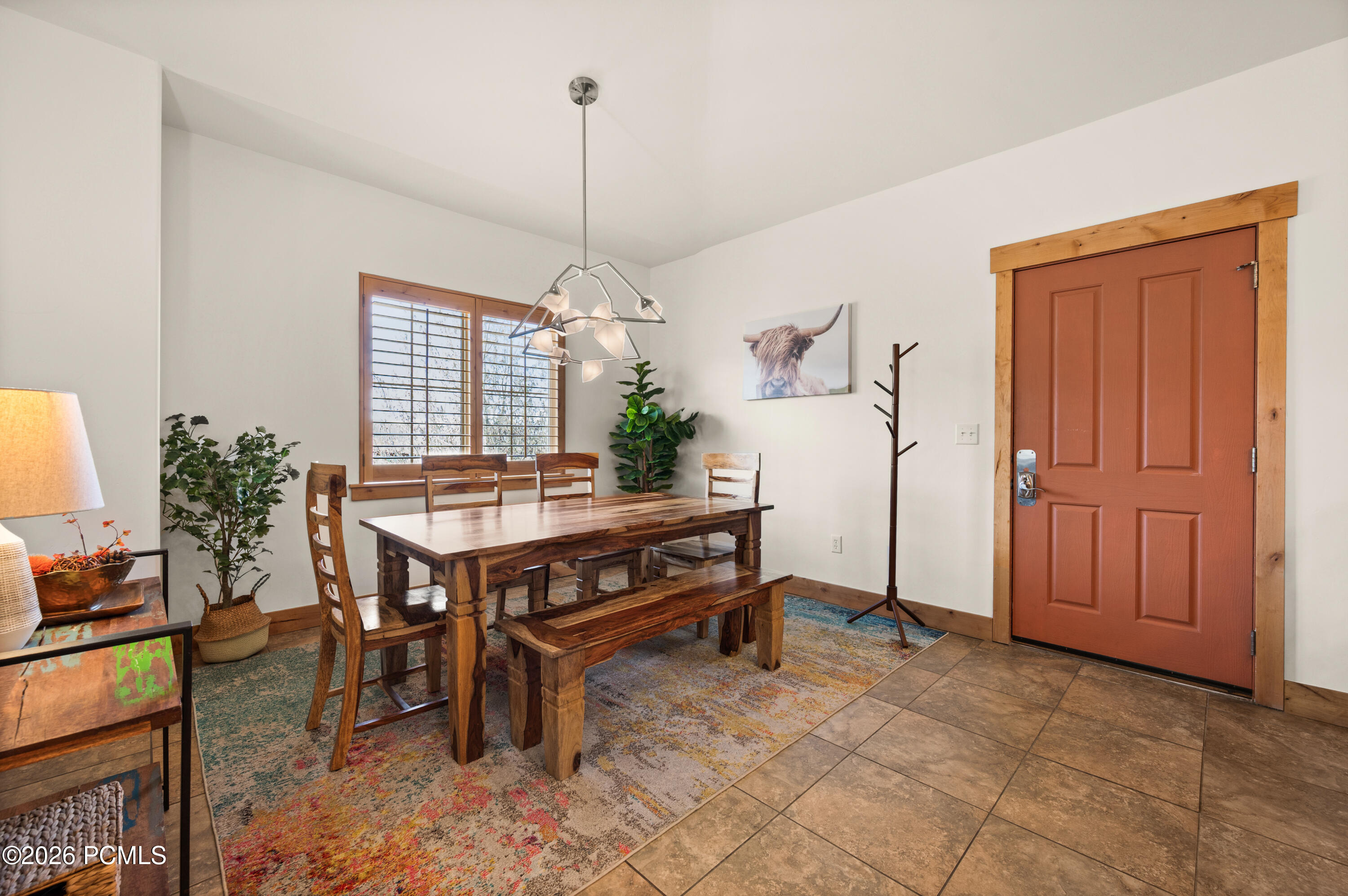 5569 N Oslo Lane 3402