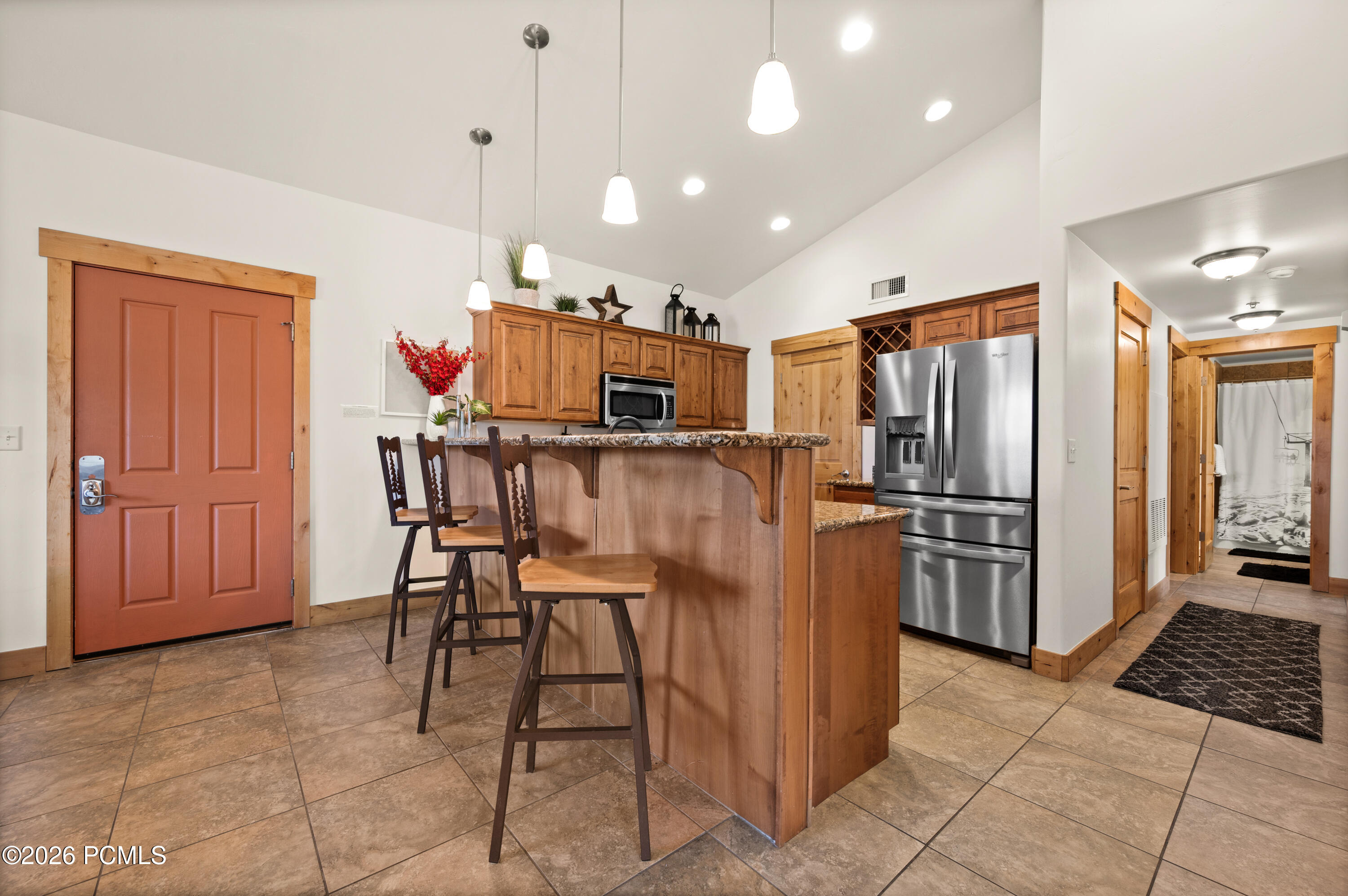 5569 N Oslo Lane 3402