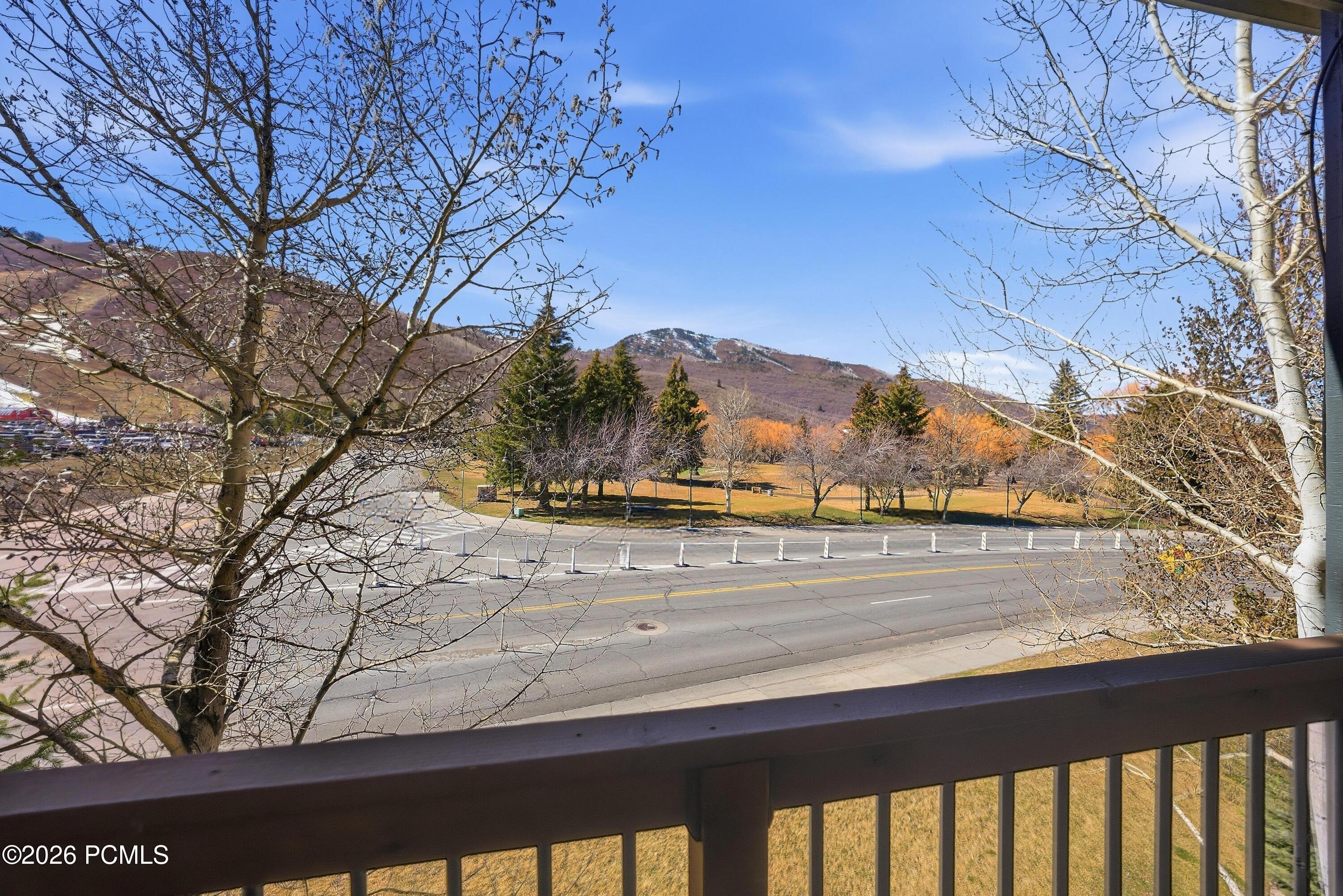 1530 Empire Avenue 304