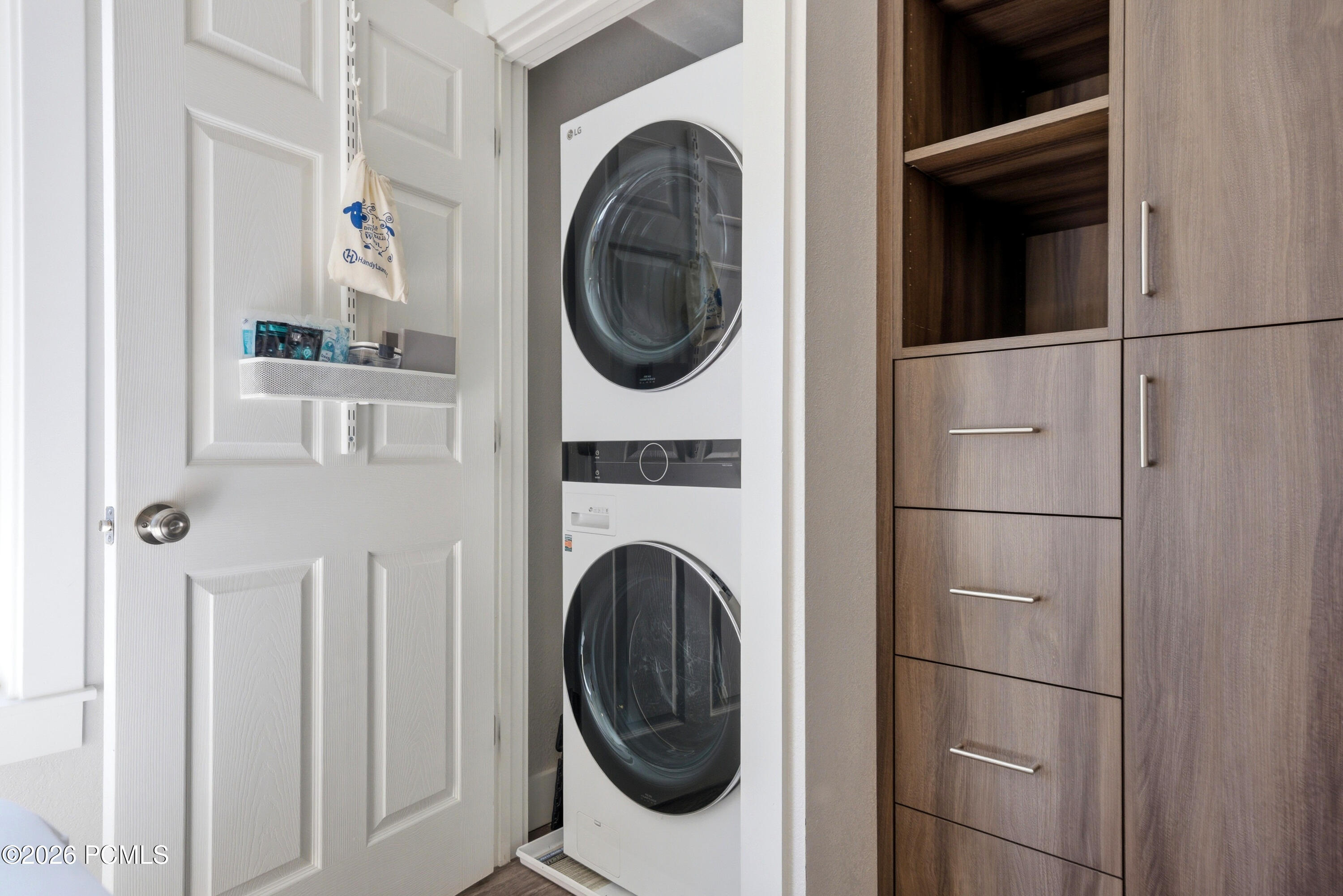 1530 Empire Avenue 304