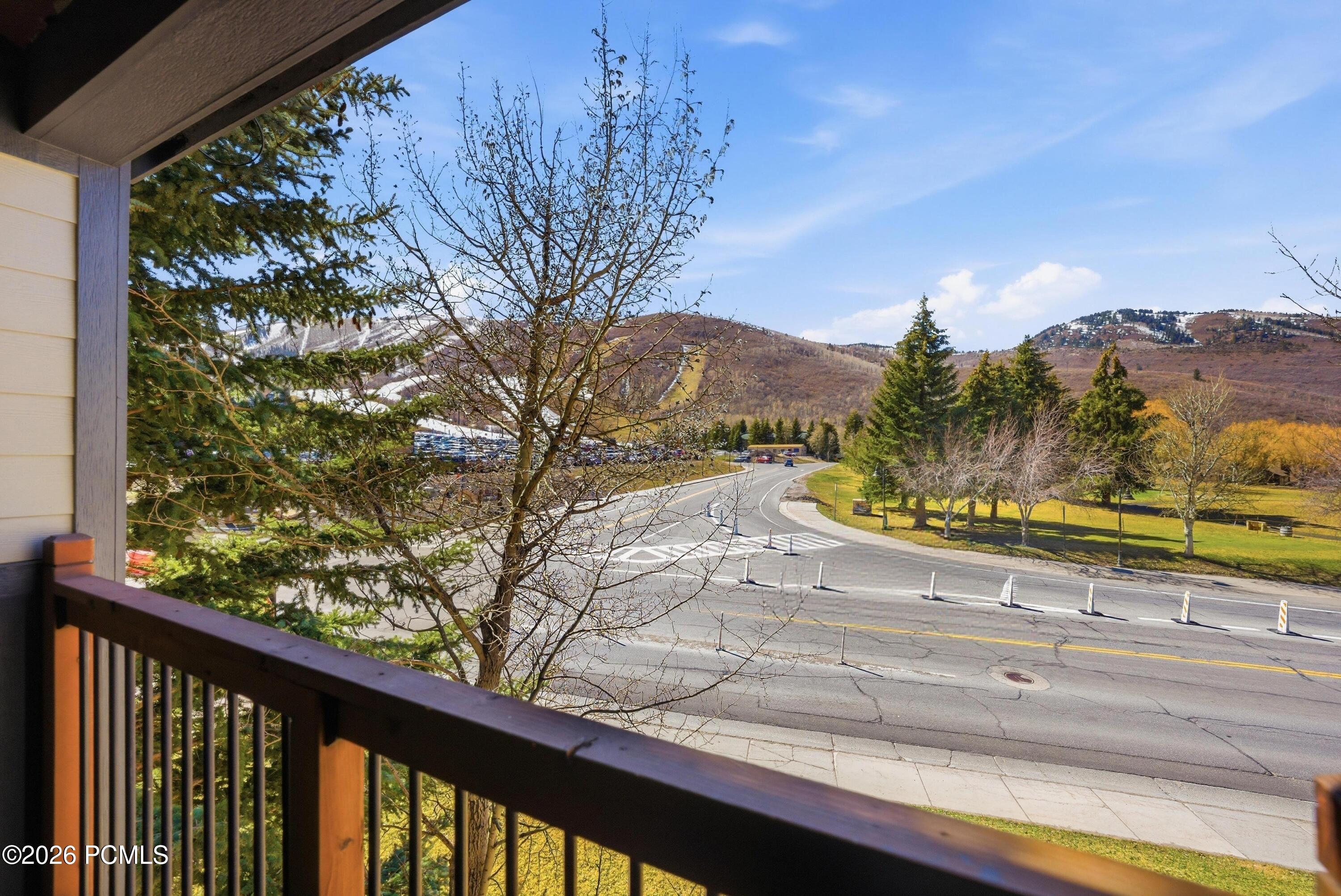 1530 Empire Avenue 304