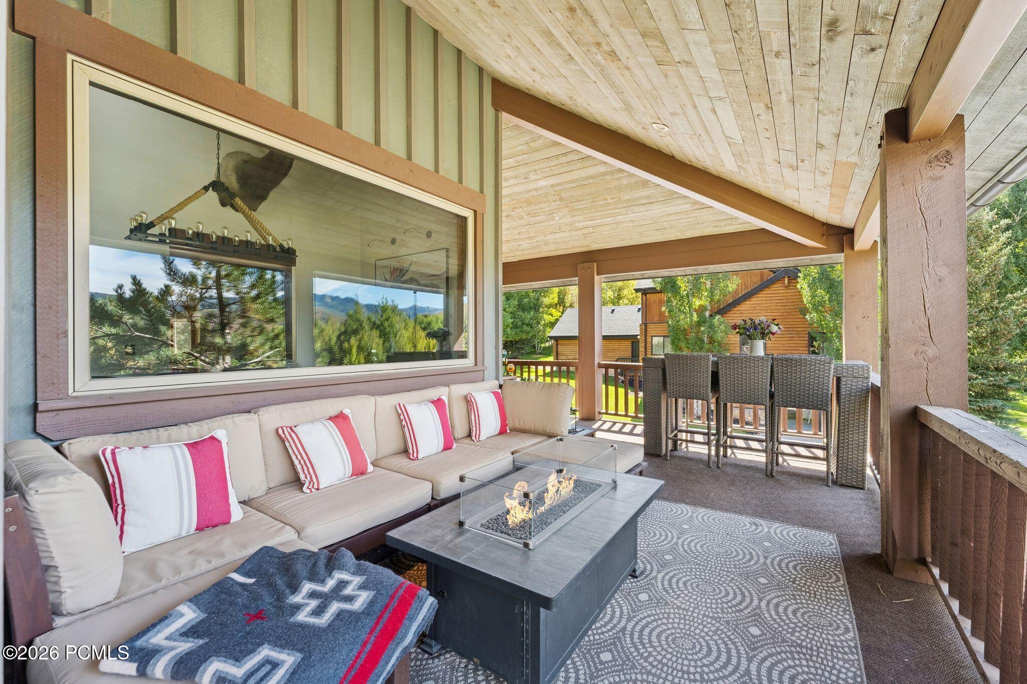 8782 N Sackett Drive