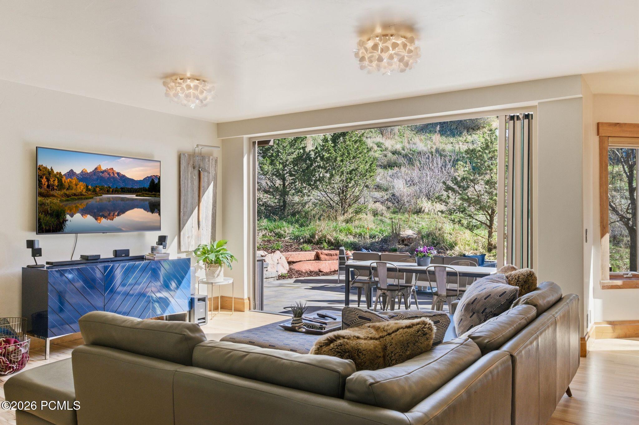 8782 N Sackett Drive