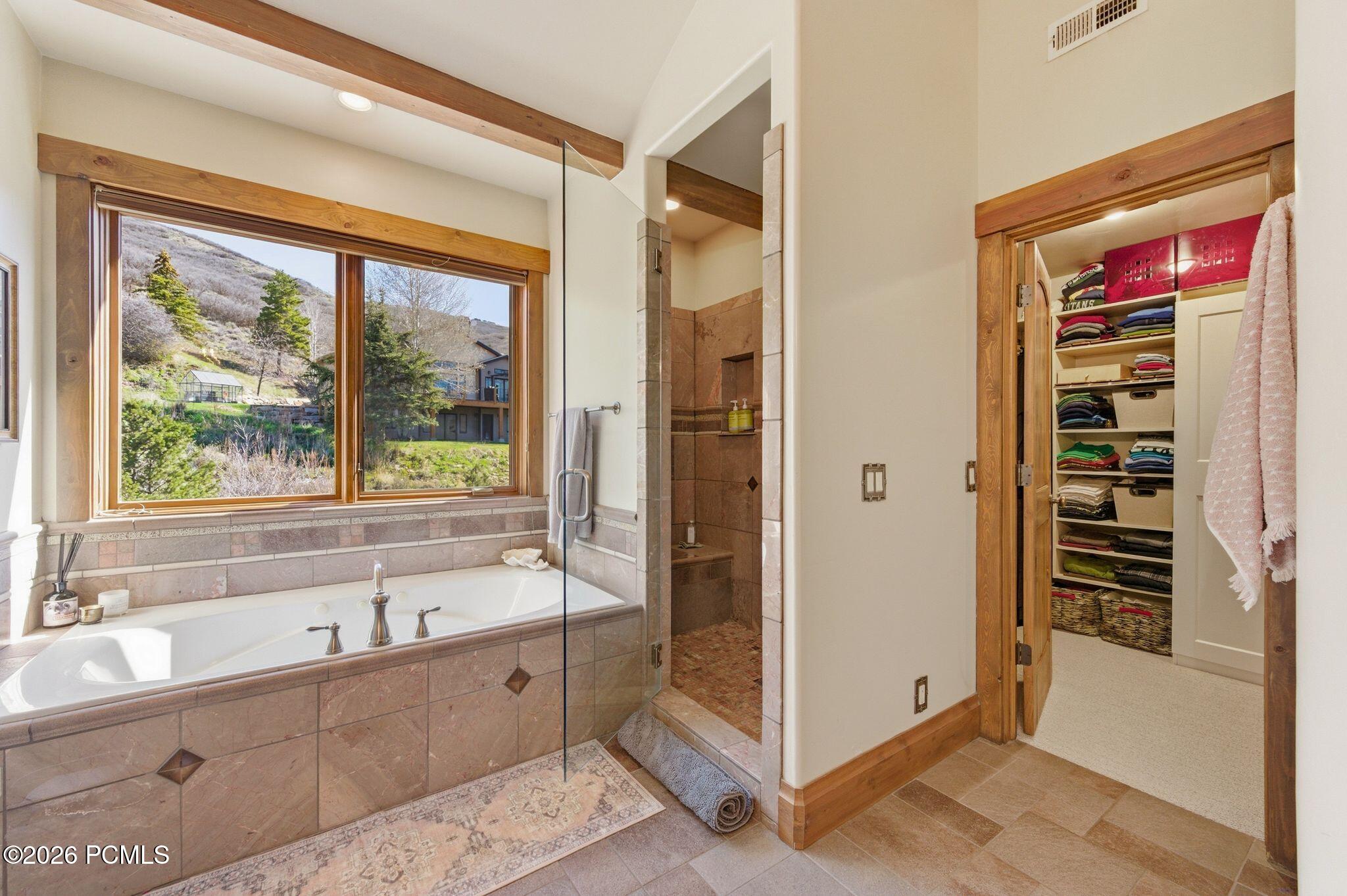 8782 N Sackett Drive