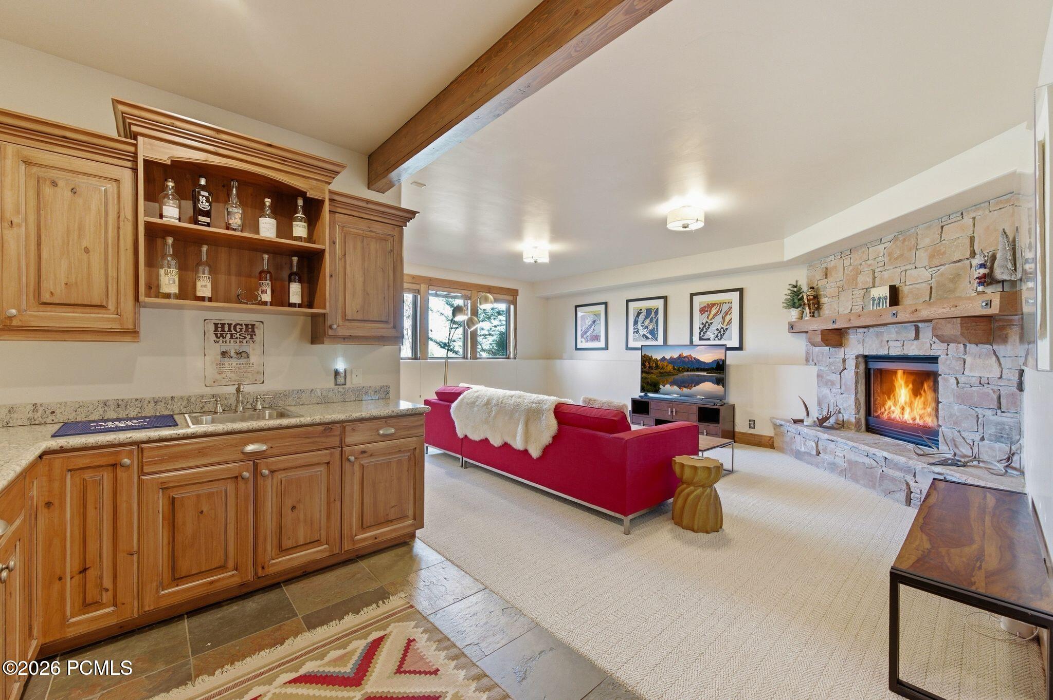 8782 N Sackett Drive