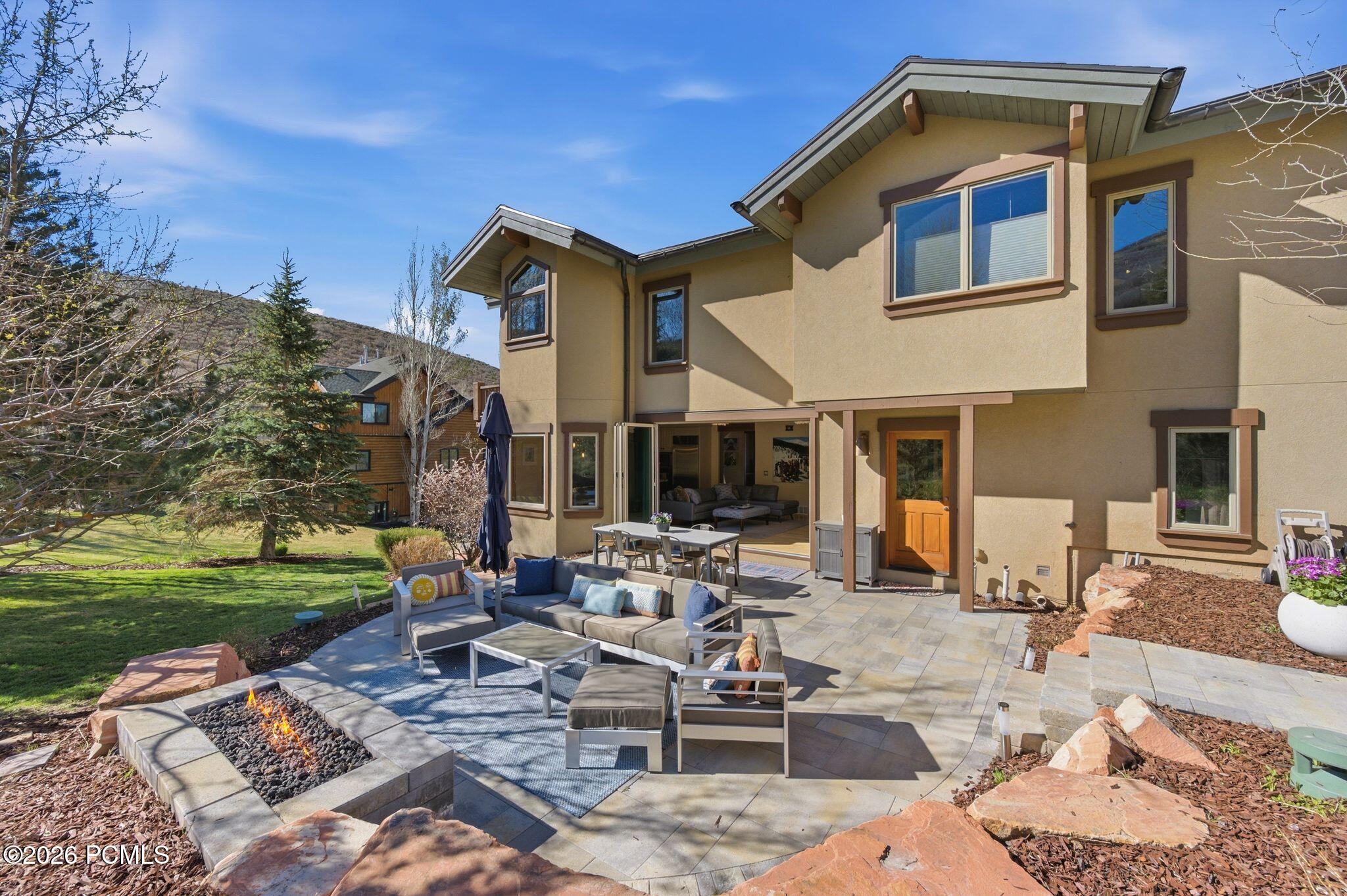 8782 N Sackett Drive