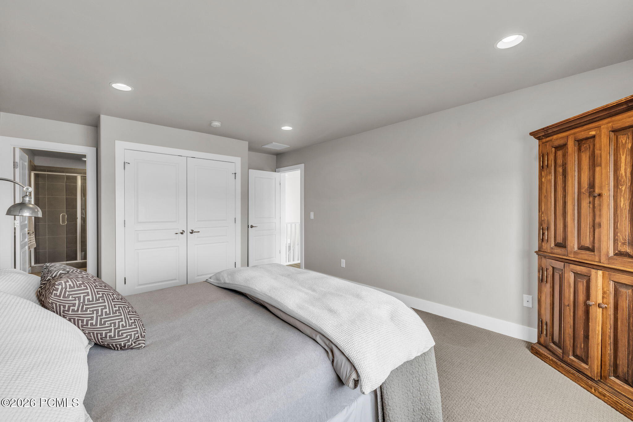 504 S Lindsay Spring Road