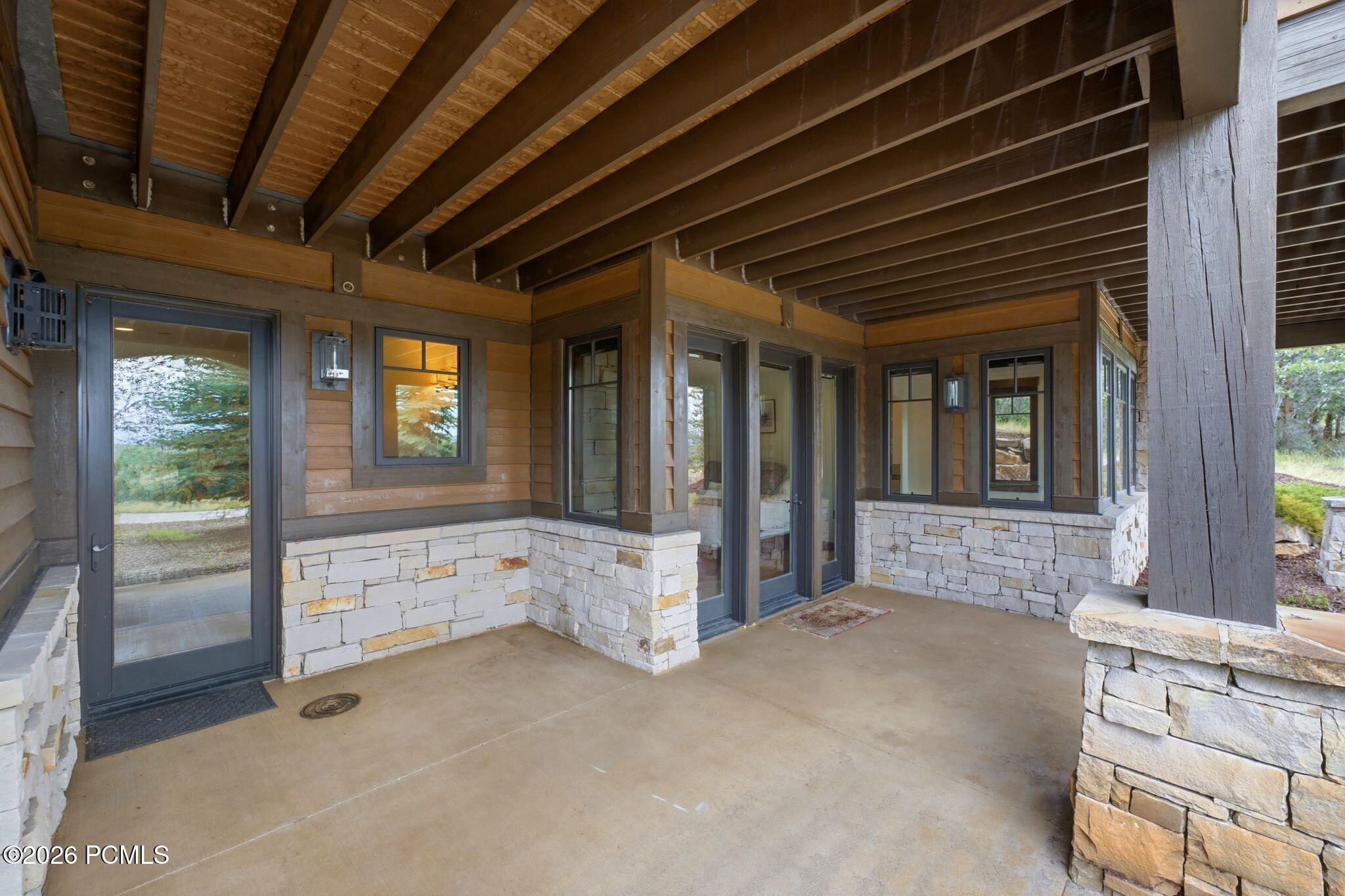 8235 N Sunrise Loop