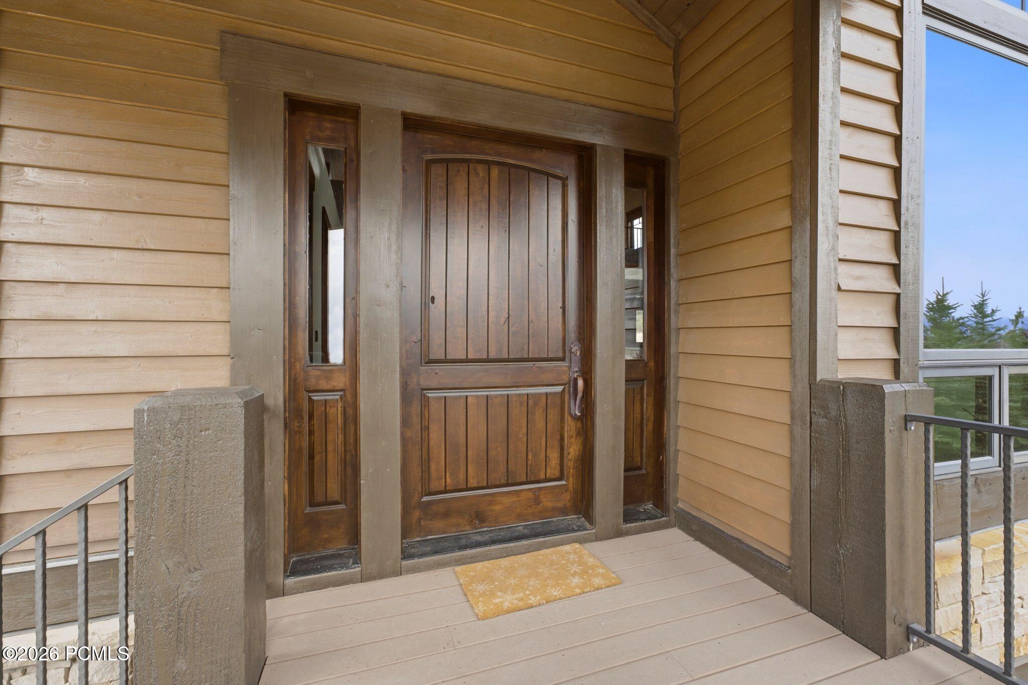 8235 N Sunrise Loop
