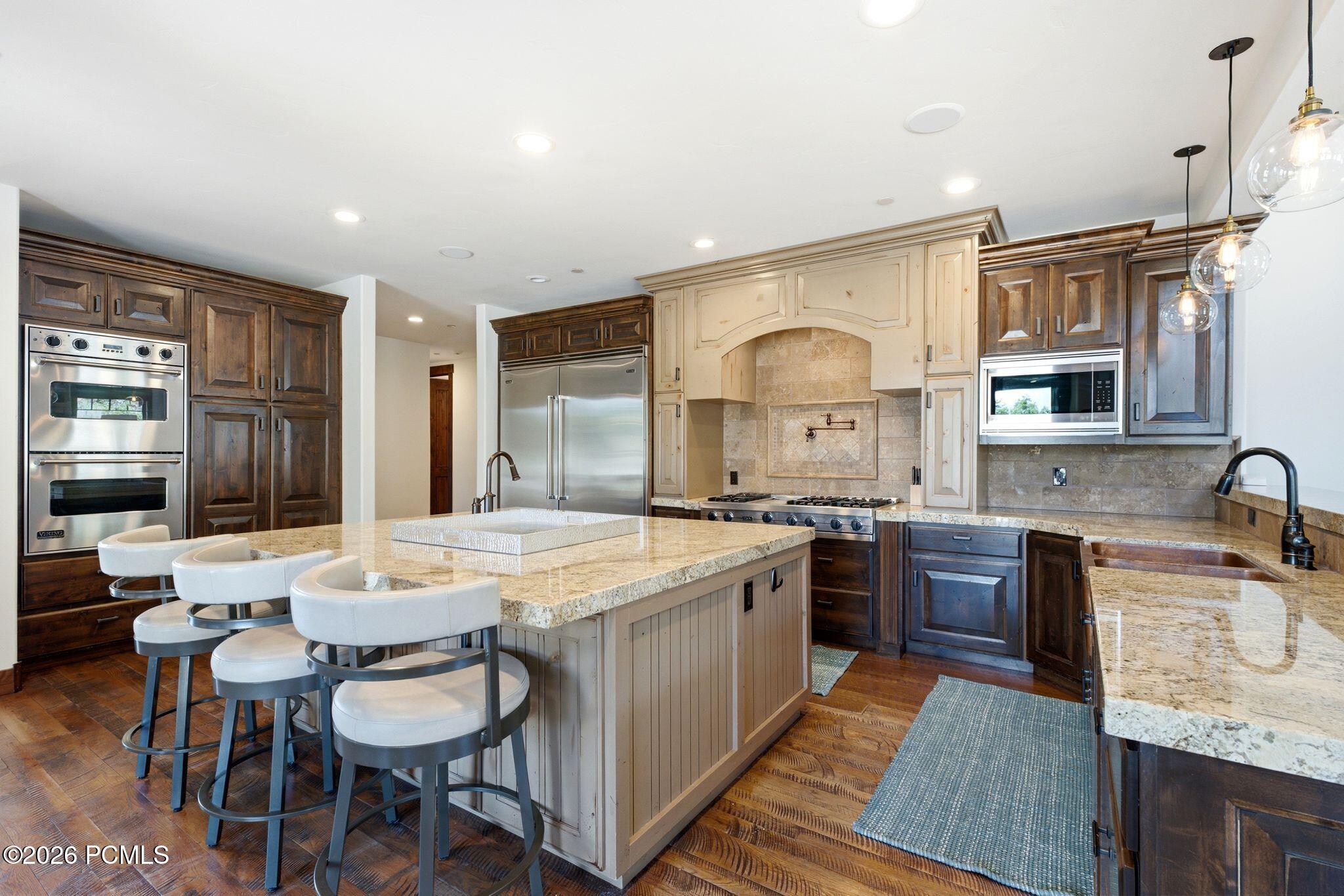 8235 N Sunrise Loop