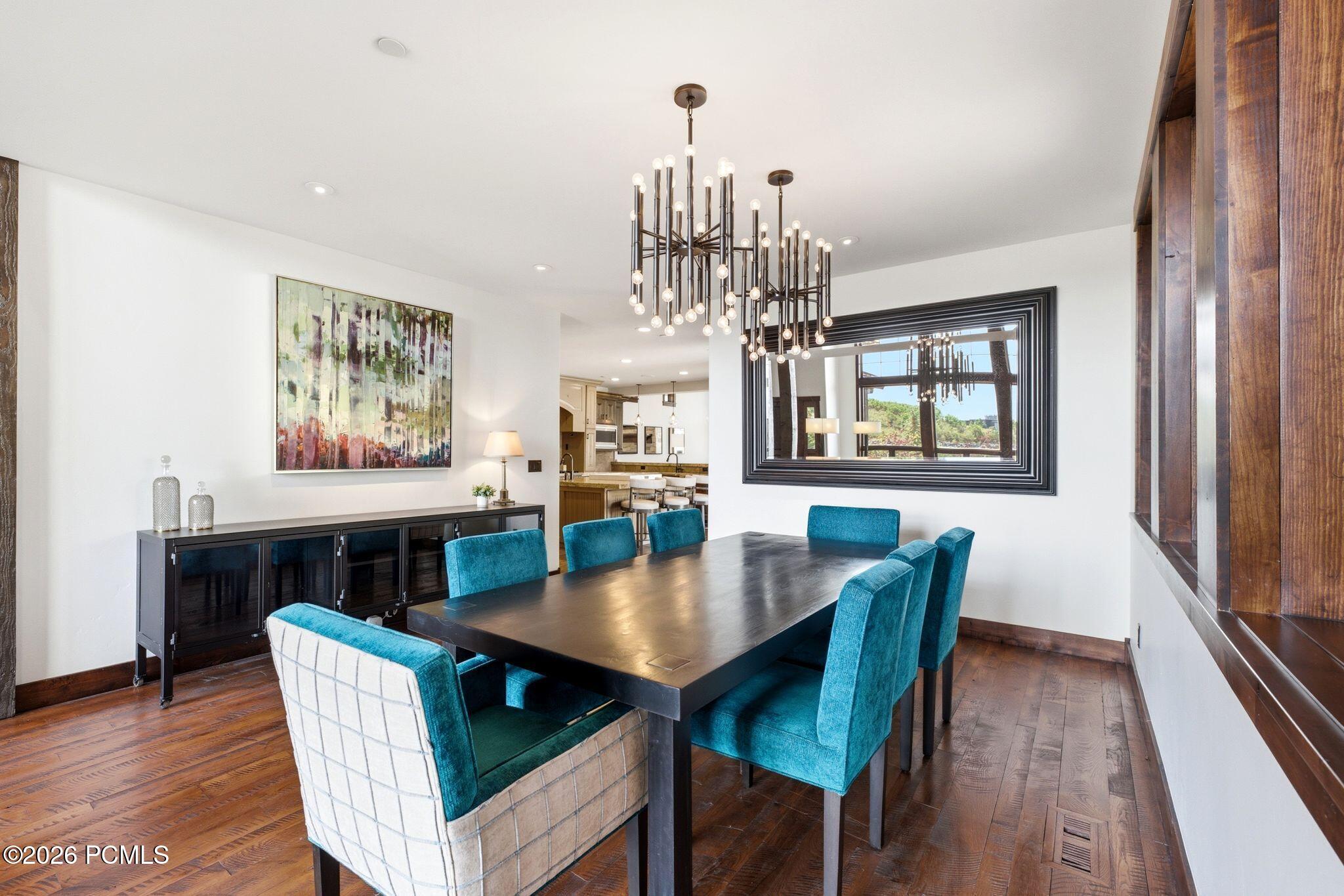 8235 N Sunrise Loop