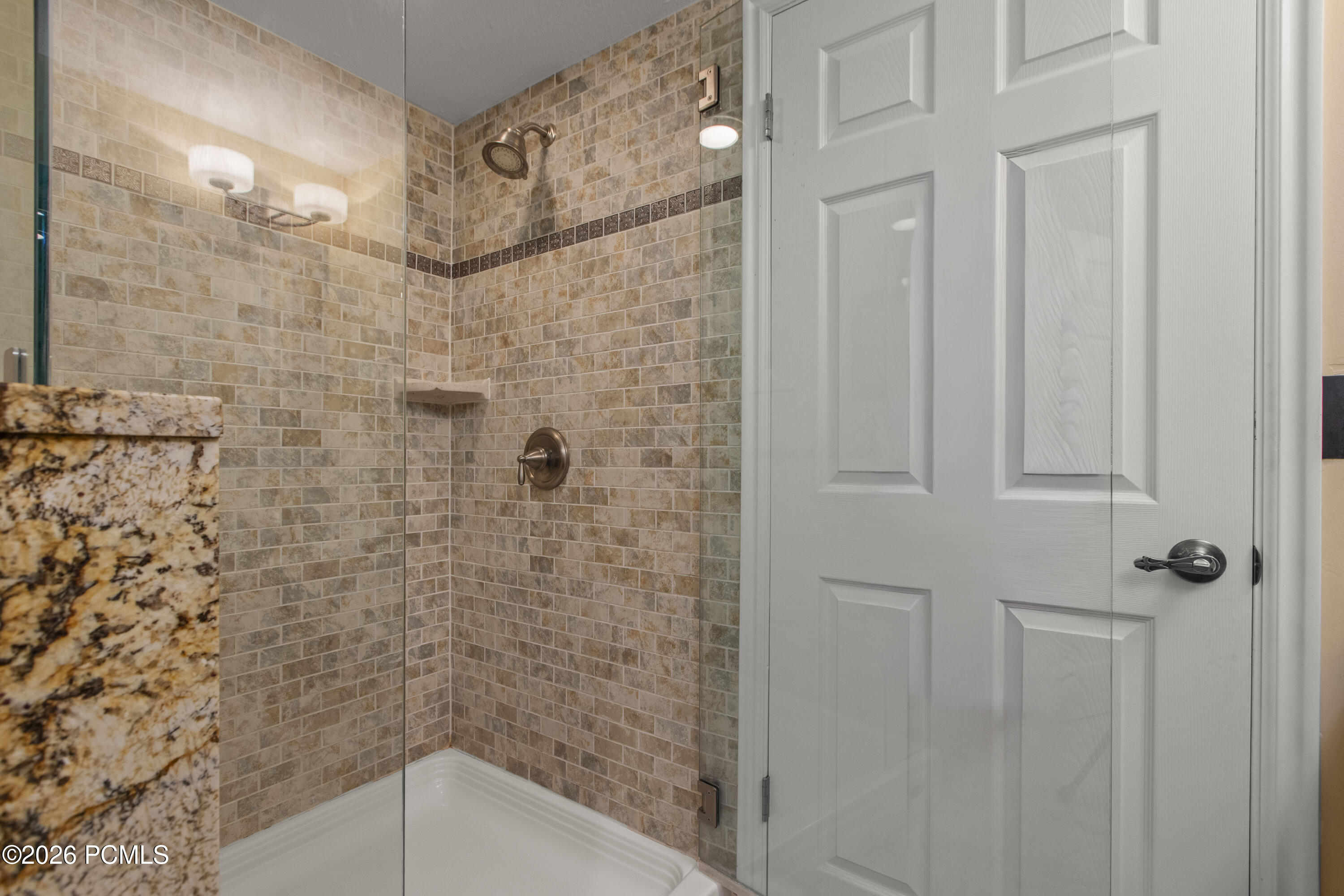 495 Windrift Lane 3