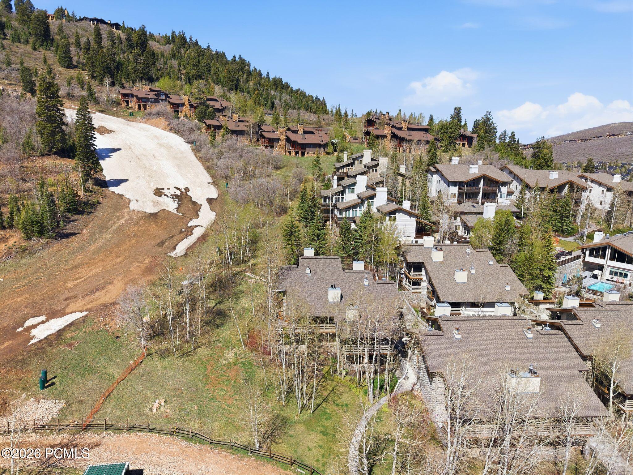 2100 Deer Valley Drive 5