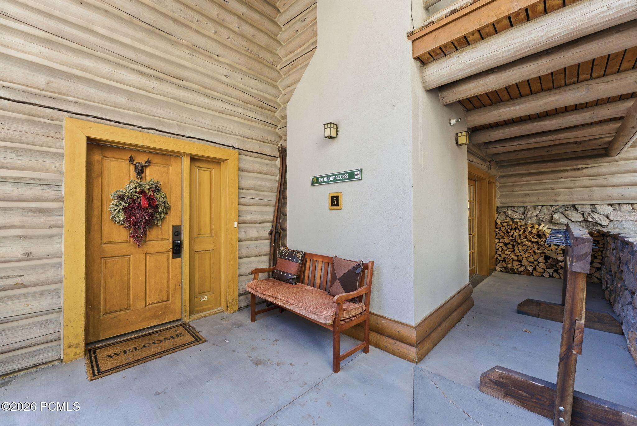 2100 Deer Valley Drive 5